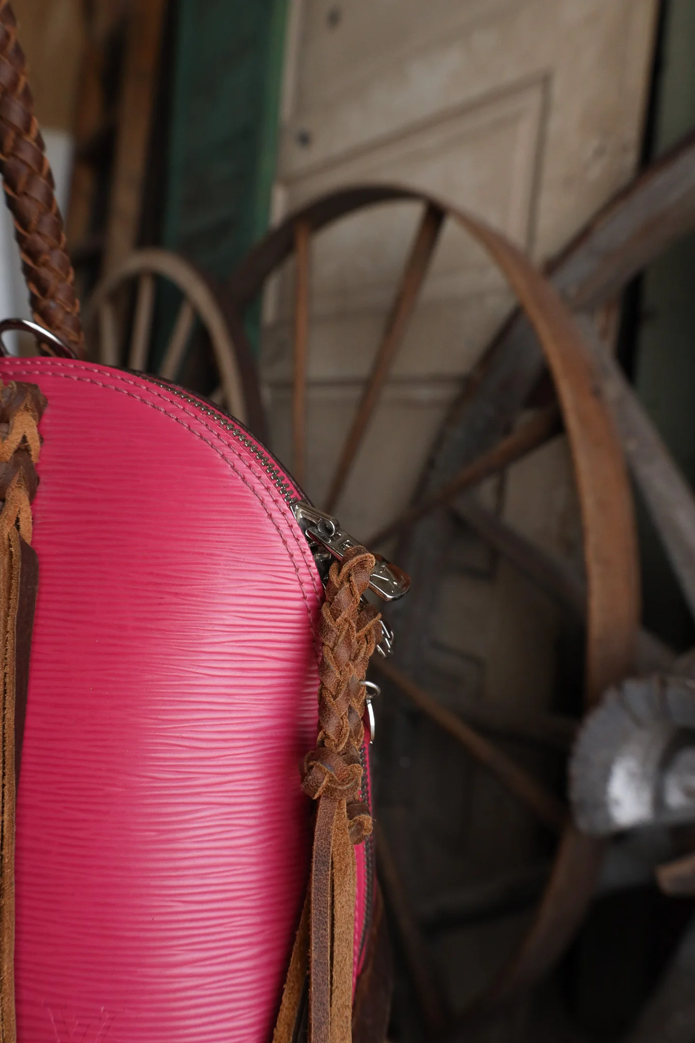 Leather And Vodka Original Alma Epi Pink 85 Carat Mojave Handbag - Image 5