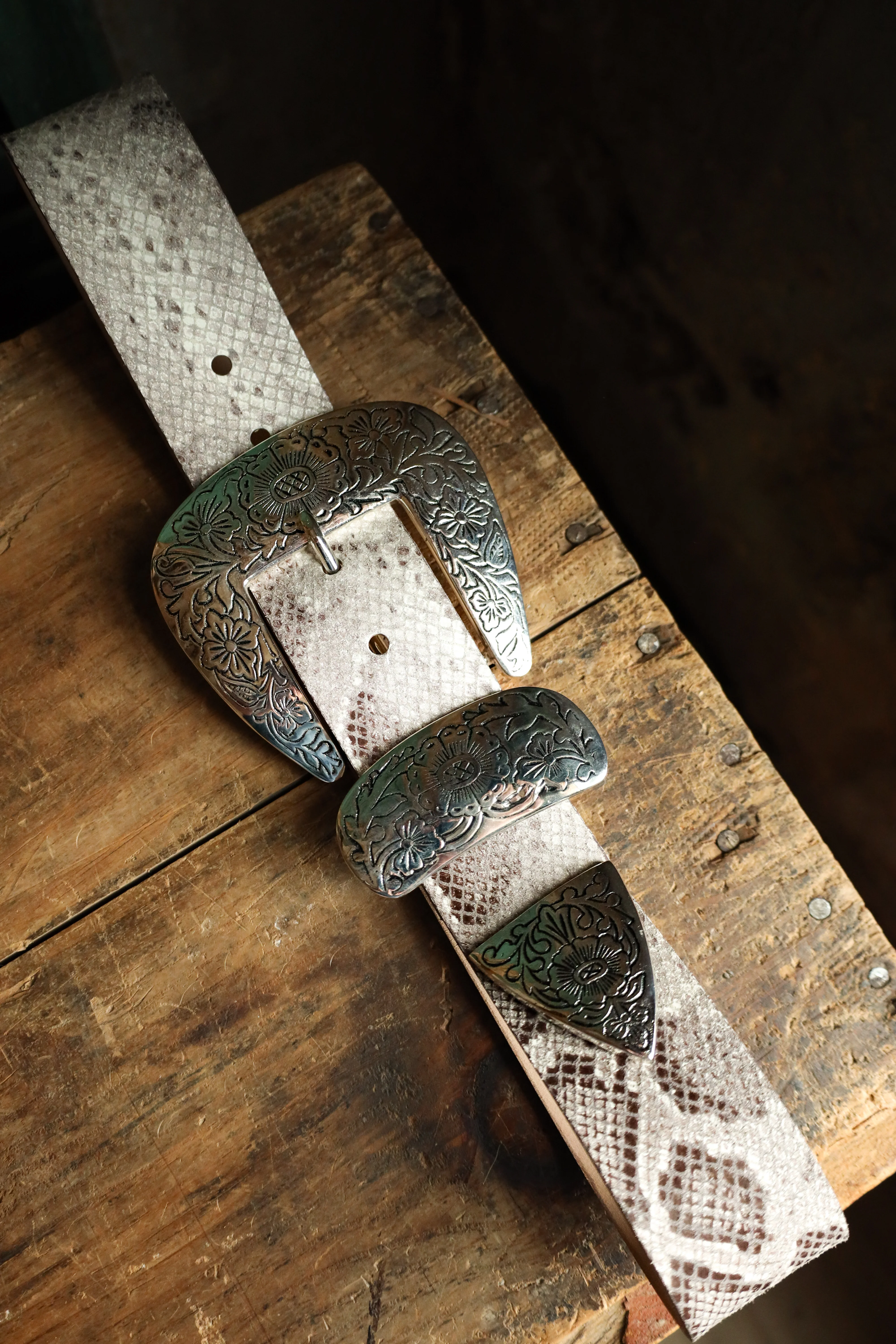 STREETS AHEAD BIG BUCKLE BELT- PYTHON