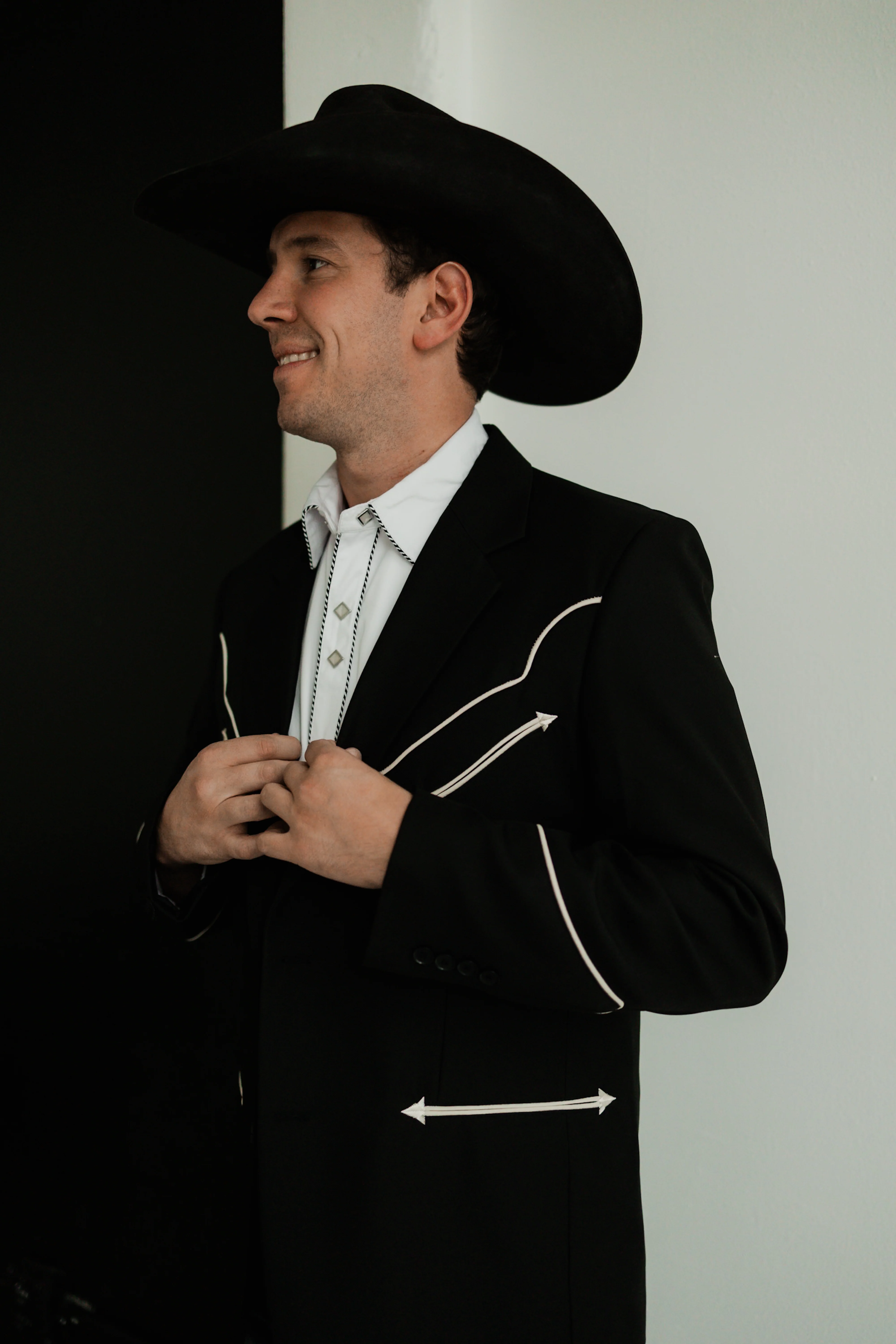 SCULLY MEN'S PIPED BLAZER - Image 6