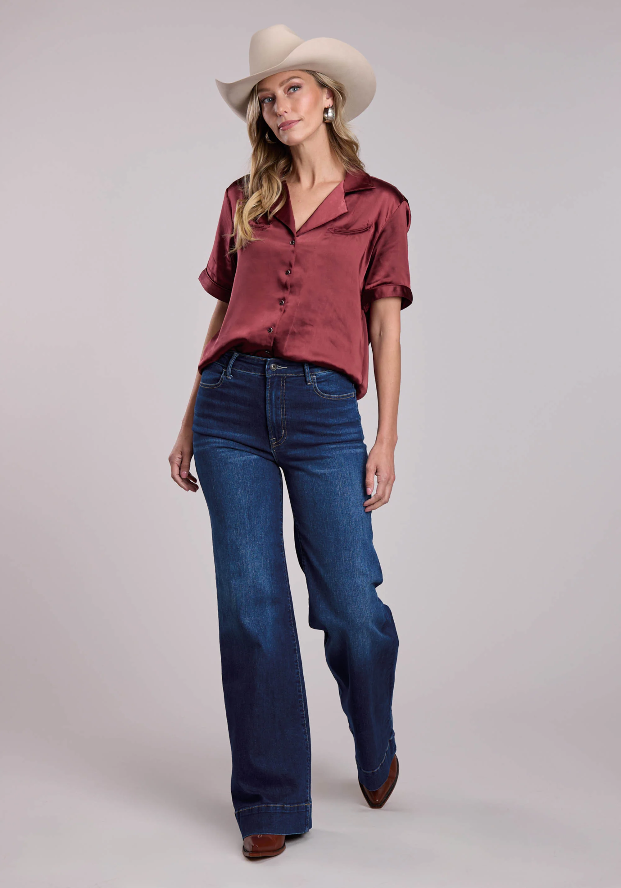 Stetson Satin Short Sleeve Solid Blouse - Image 3
