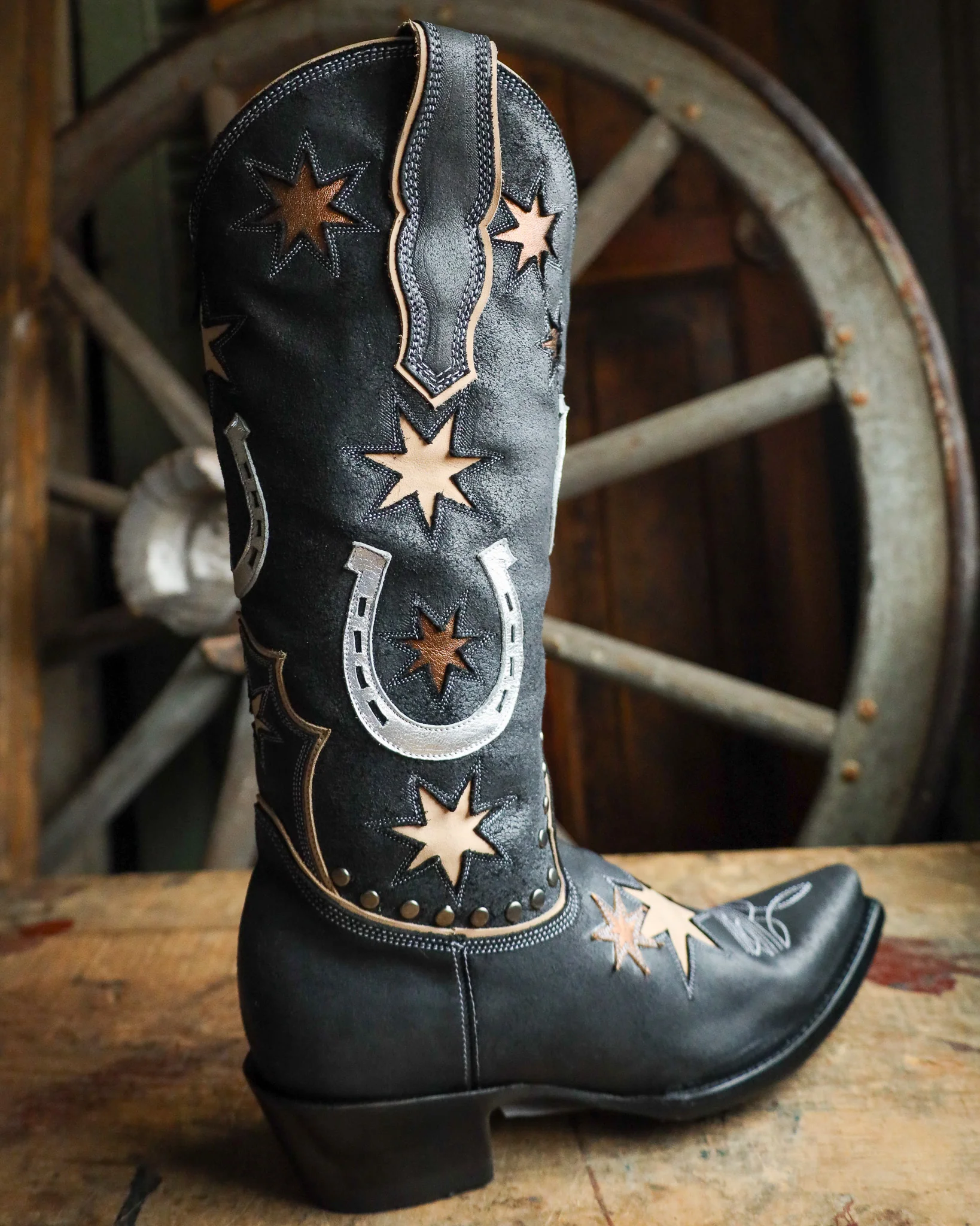 OLD GRINGO WOMEN'S LUCKY STAR 14" BOOT- BLACK - Image 9