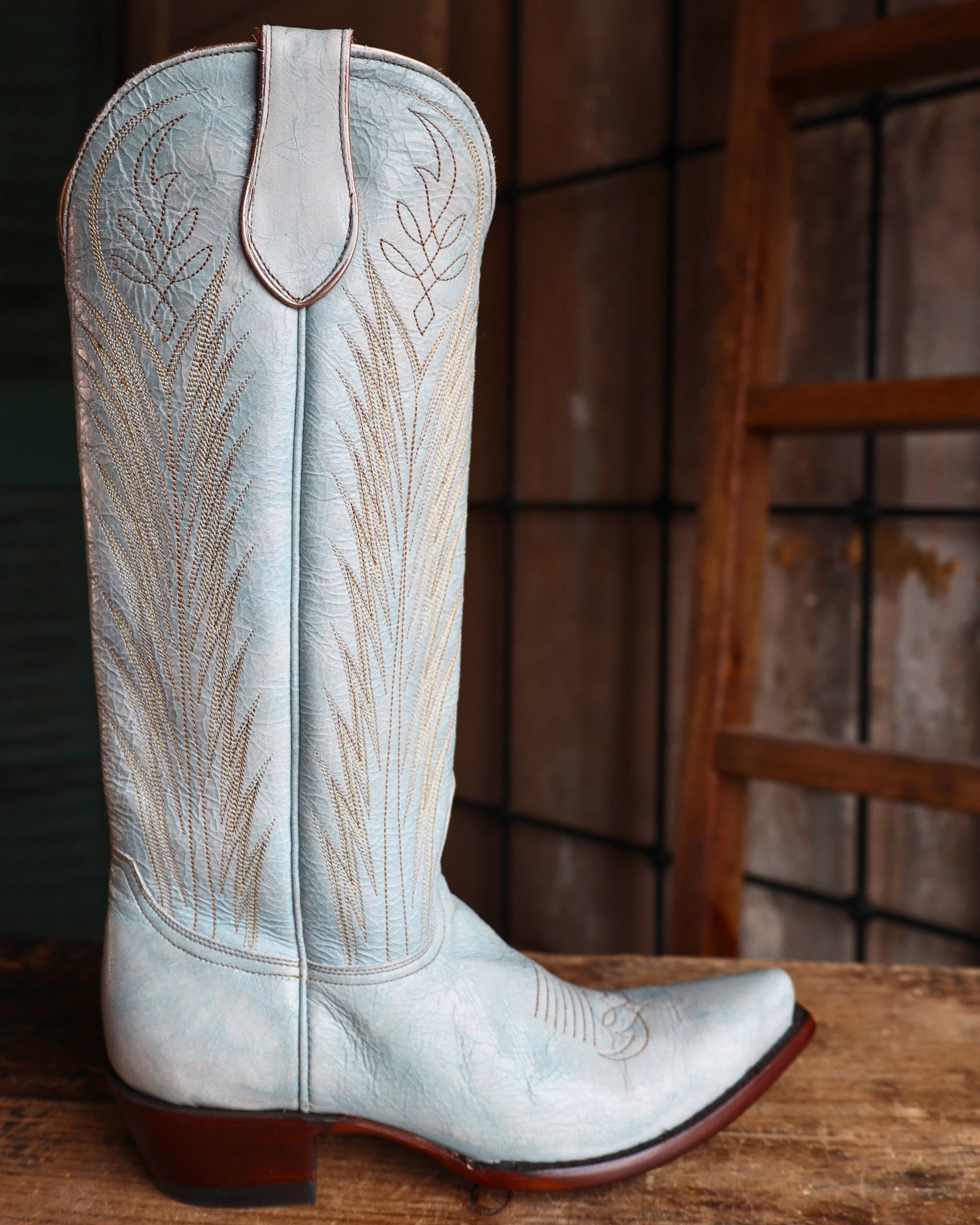 Maverick Exclusive OLD GRINGO WOMEN'S EMMER 15" BOOT- BLUE/PINK - Image 10