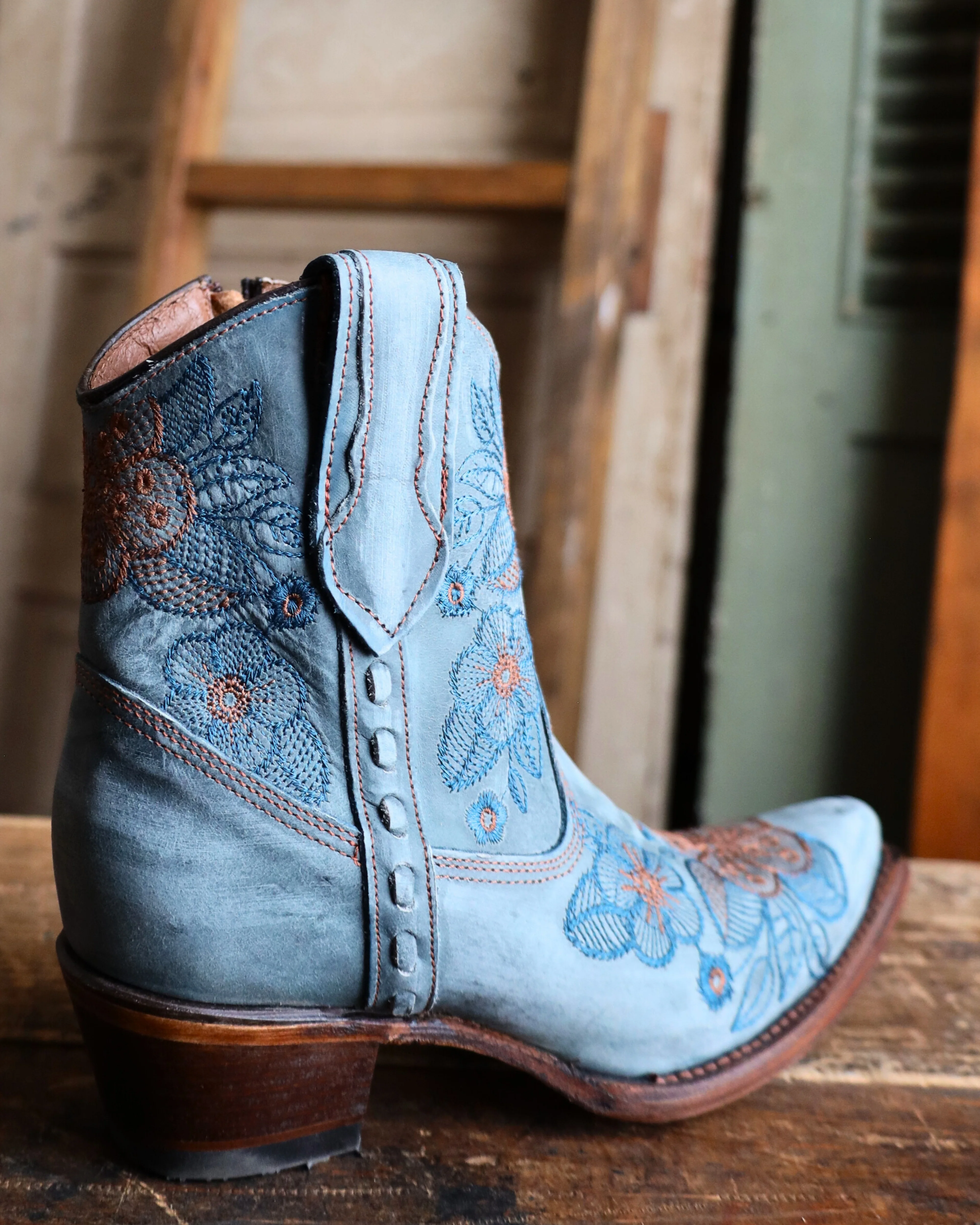 CIRCLE G BY CORRAL WOMEN'S ANKLE FLOWERED EMBROIDERED 7.5" BOOTIE - Image 7