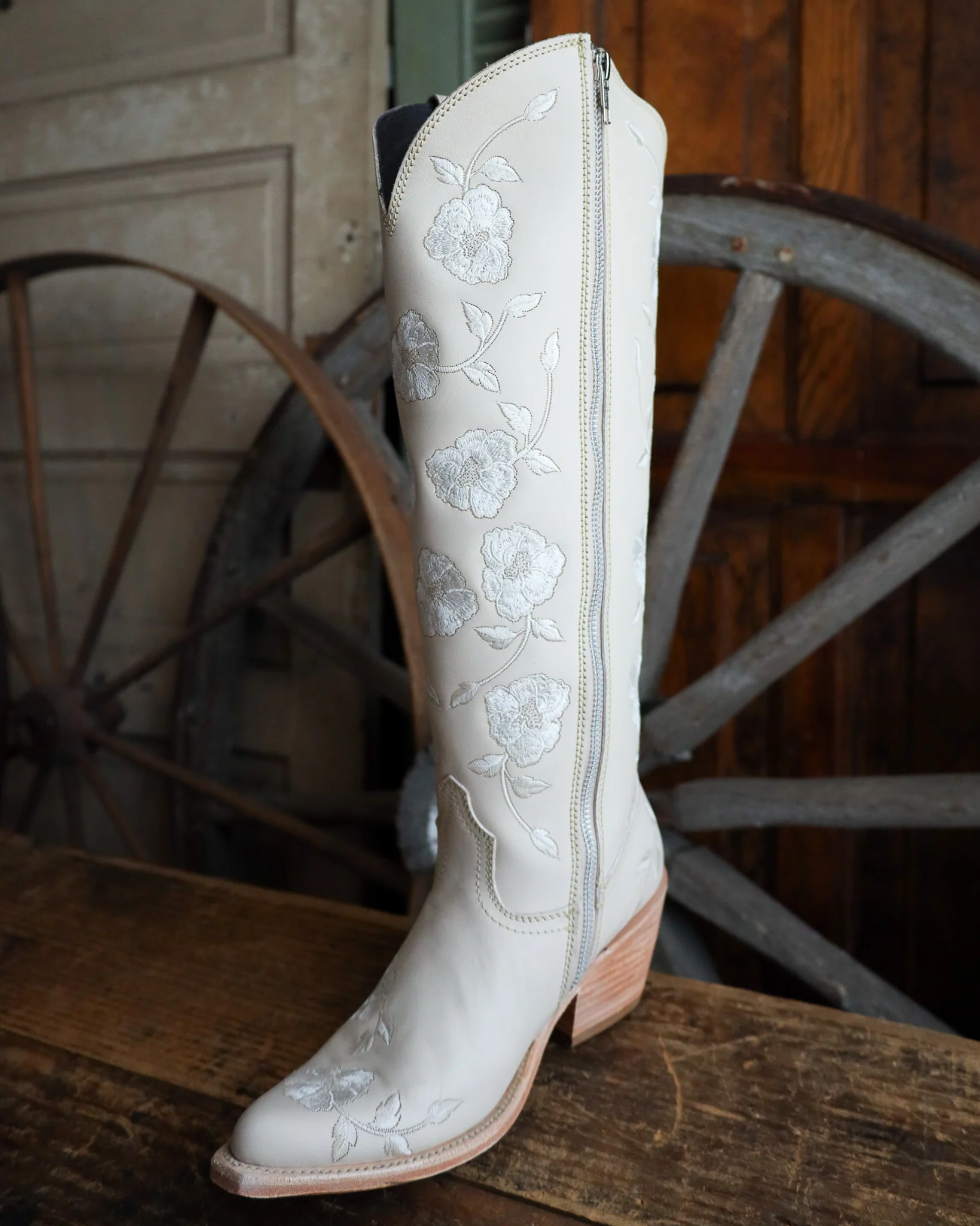 LIBERTY BLACK WOMEN'S DIANA BONE 17.5" BOOT - Image 5