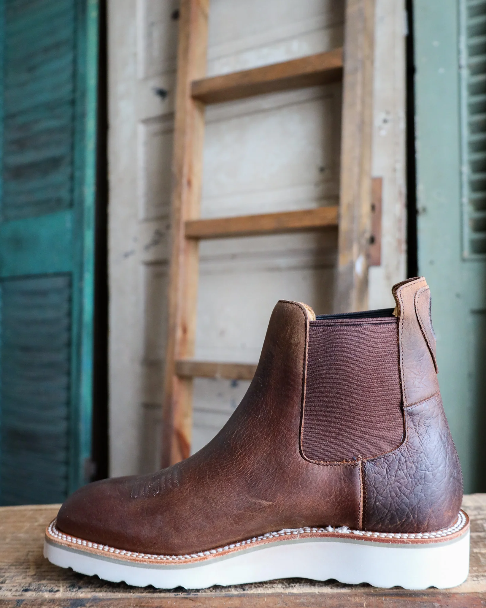 HORSE POWER MEN'S DISTRESSED BISON BROWN BOOT - Image 6