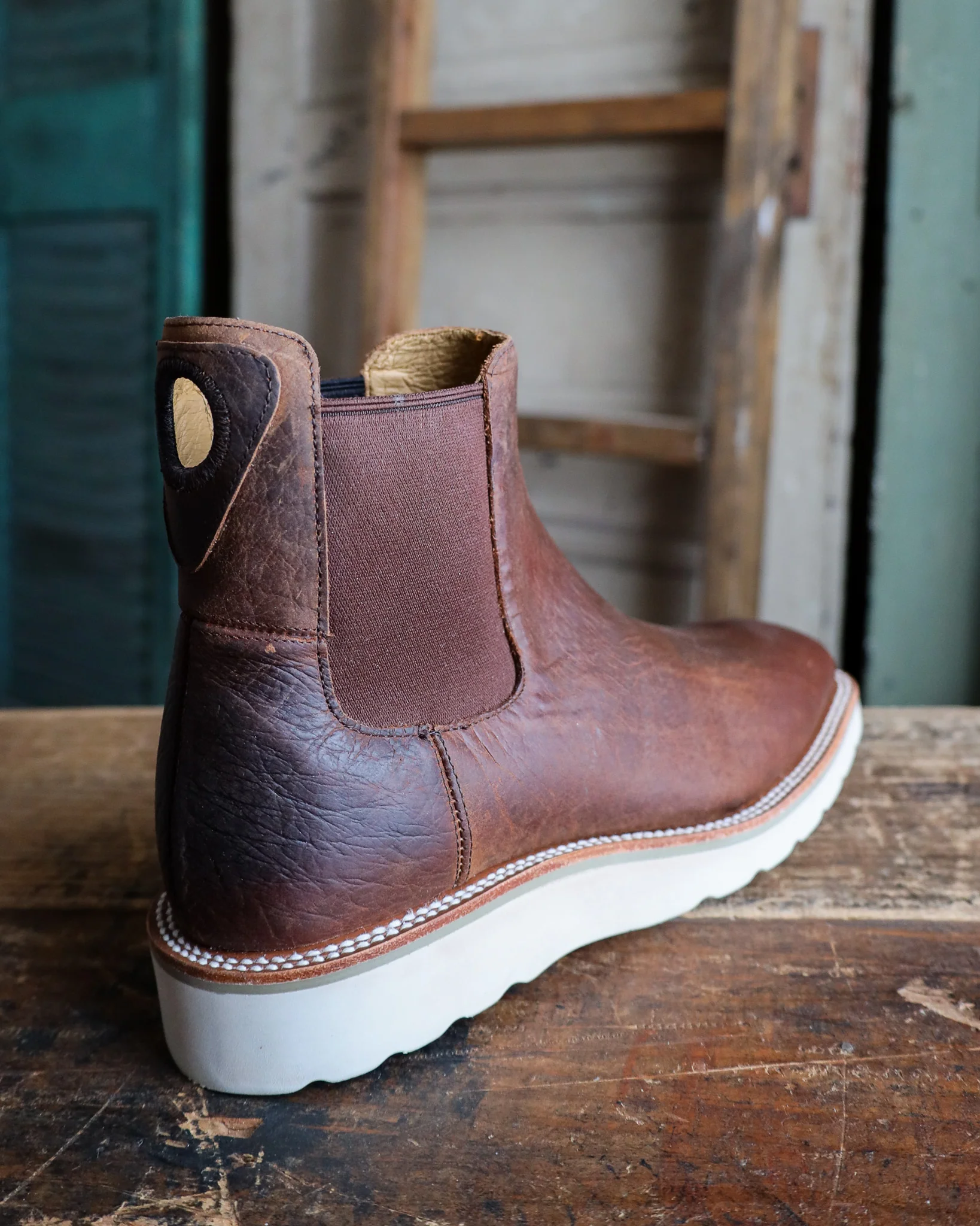 HORSE POWER MEN'S DISTRESSED BISON BROWN BOOT - Image 8