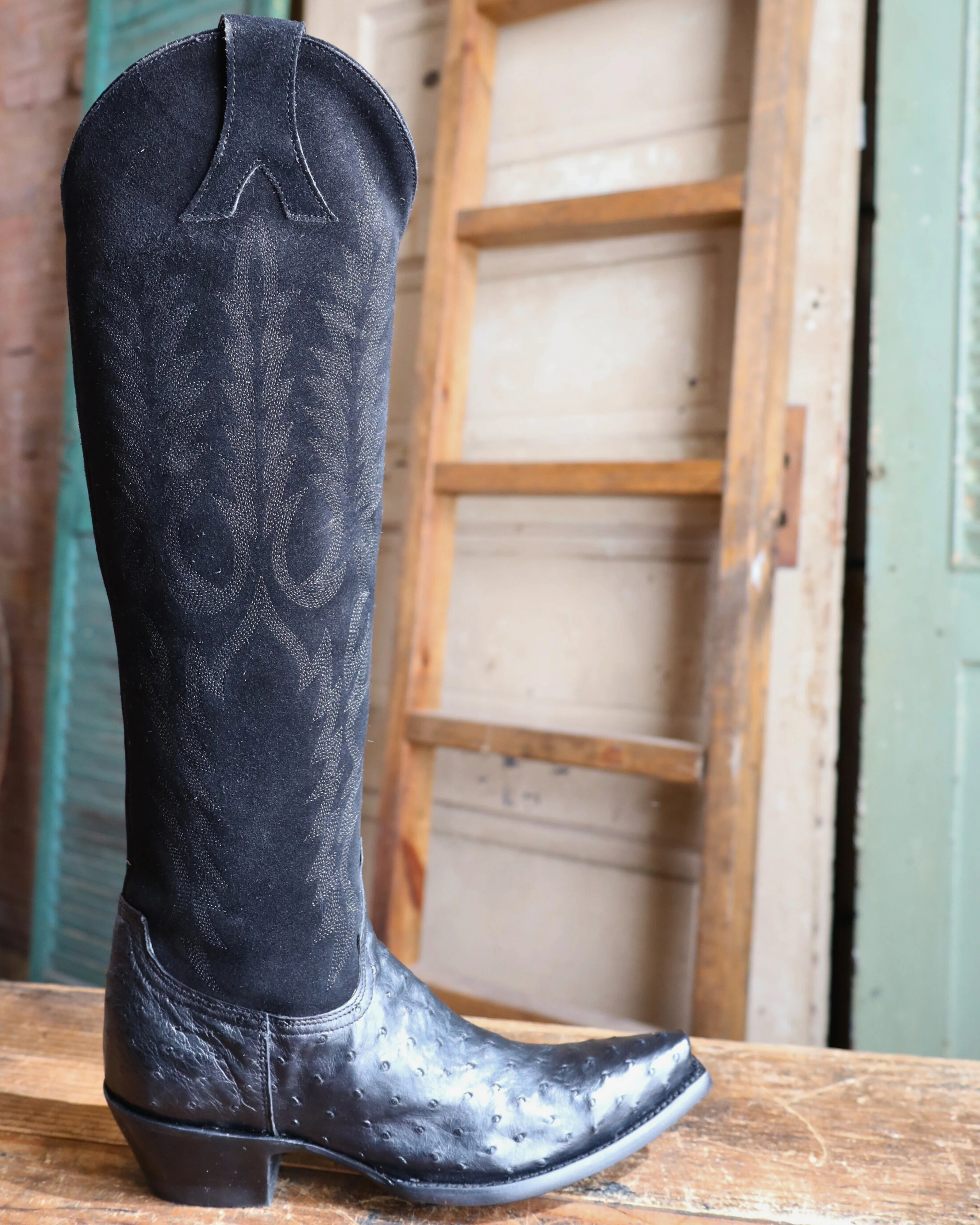 OLD GRINGO WOMEN'S MAYRA OSTRICH 18" BOOT- BLACK/ASH