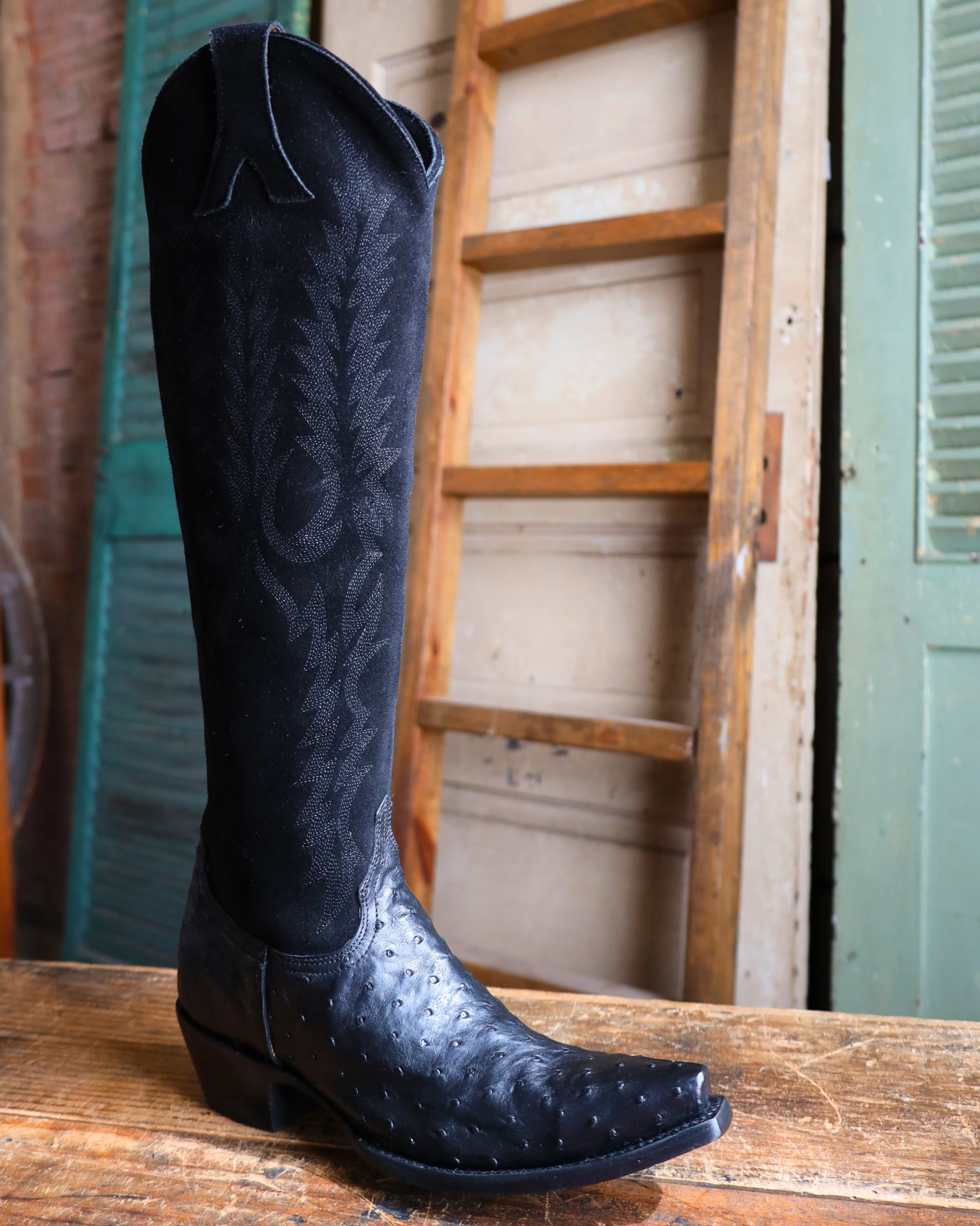 OLD GRINGO WOMEN'S MAYRA OSTRICH 18" BOOT- BLACK/ASH - Image 2