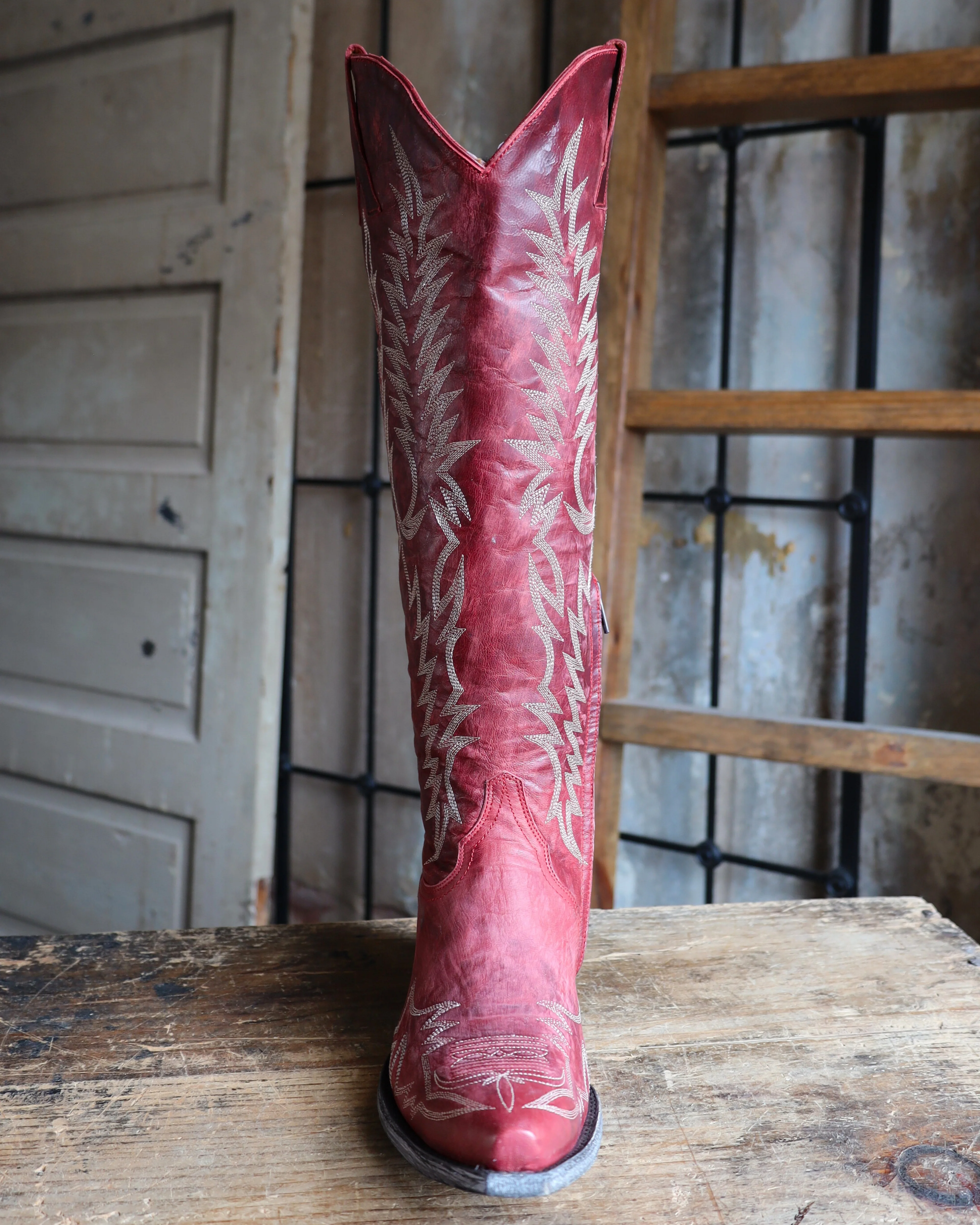 OLD GRINGO WOMEN'S MAYRA RED RELAXED 18" BOOT - Image 4