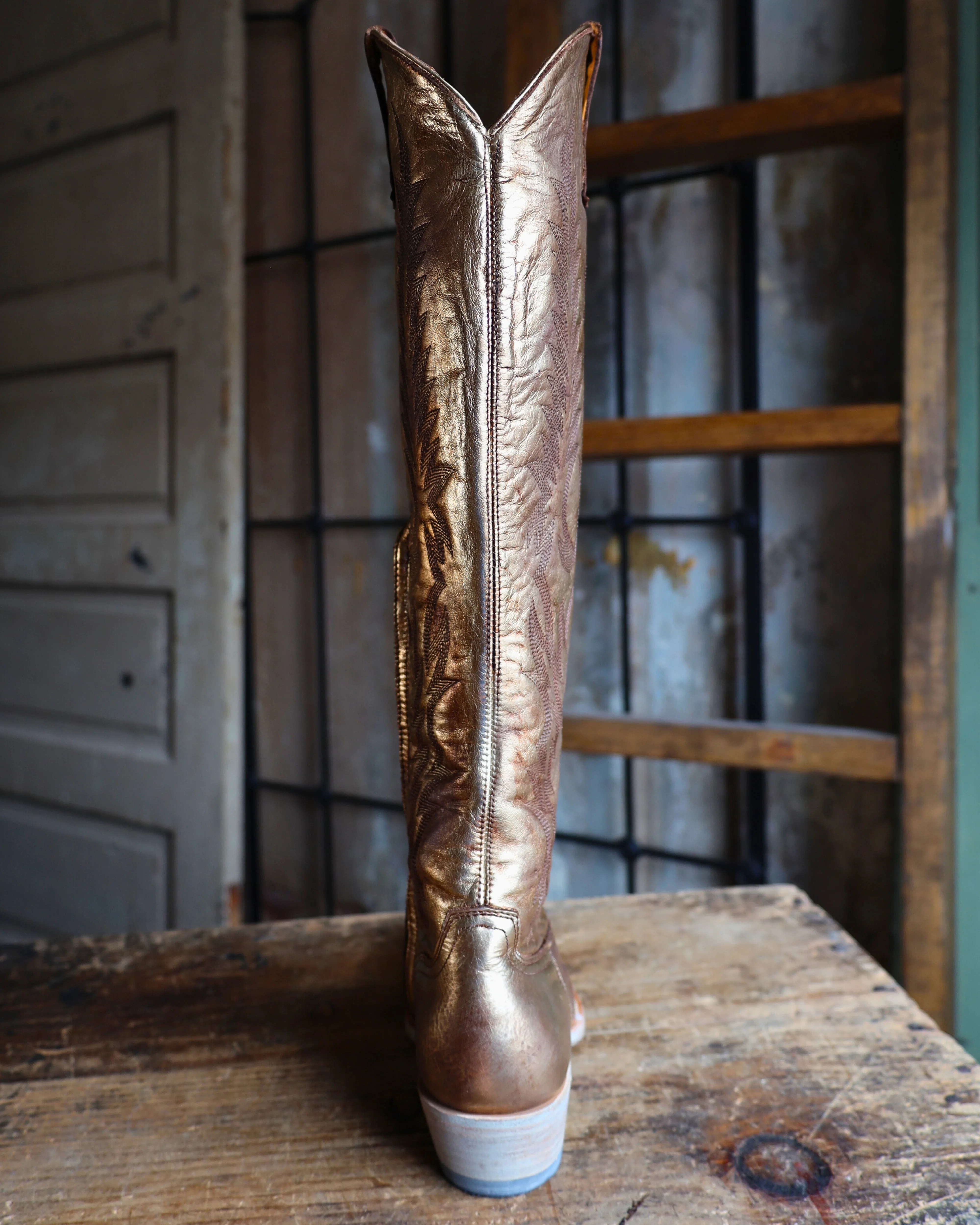 Maverick Exclusive OLD GRINGO WOMEN'S MAYRA GOLD 18" BOOT - Image 11