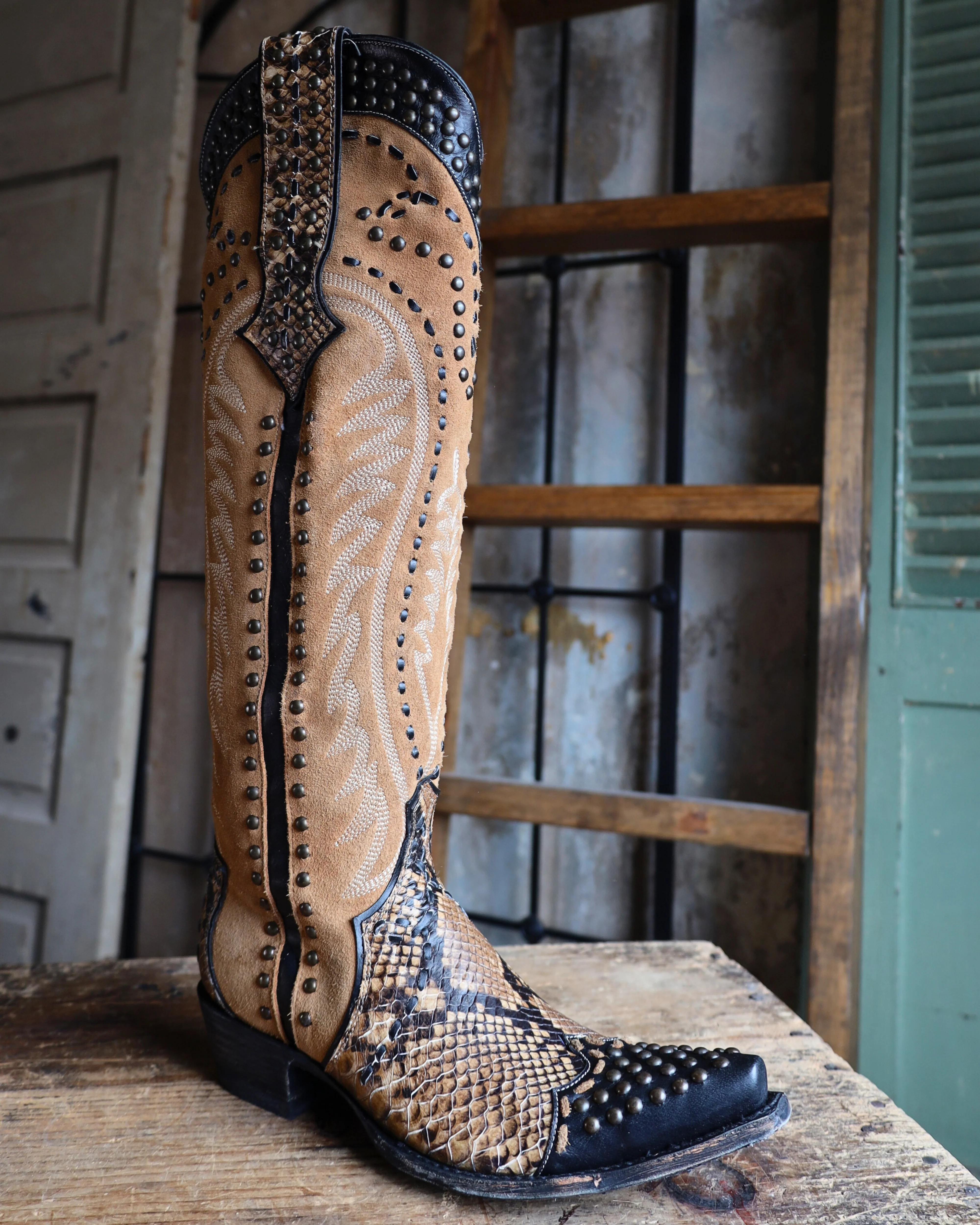 DOUBLE D RANCH BY OLD GRINGO WOMEN'S CHARMER BOOT - Image 2