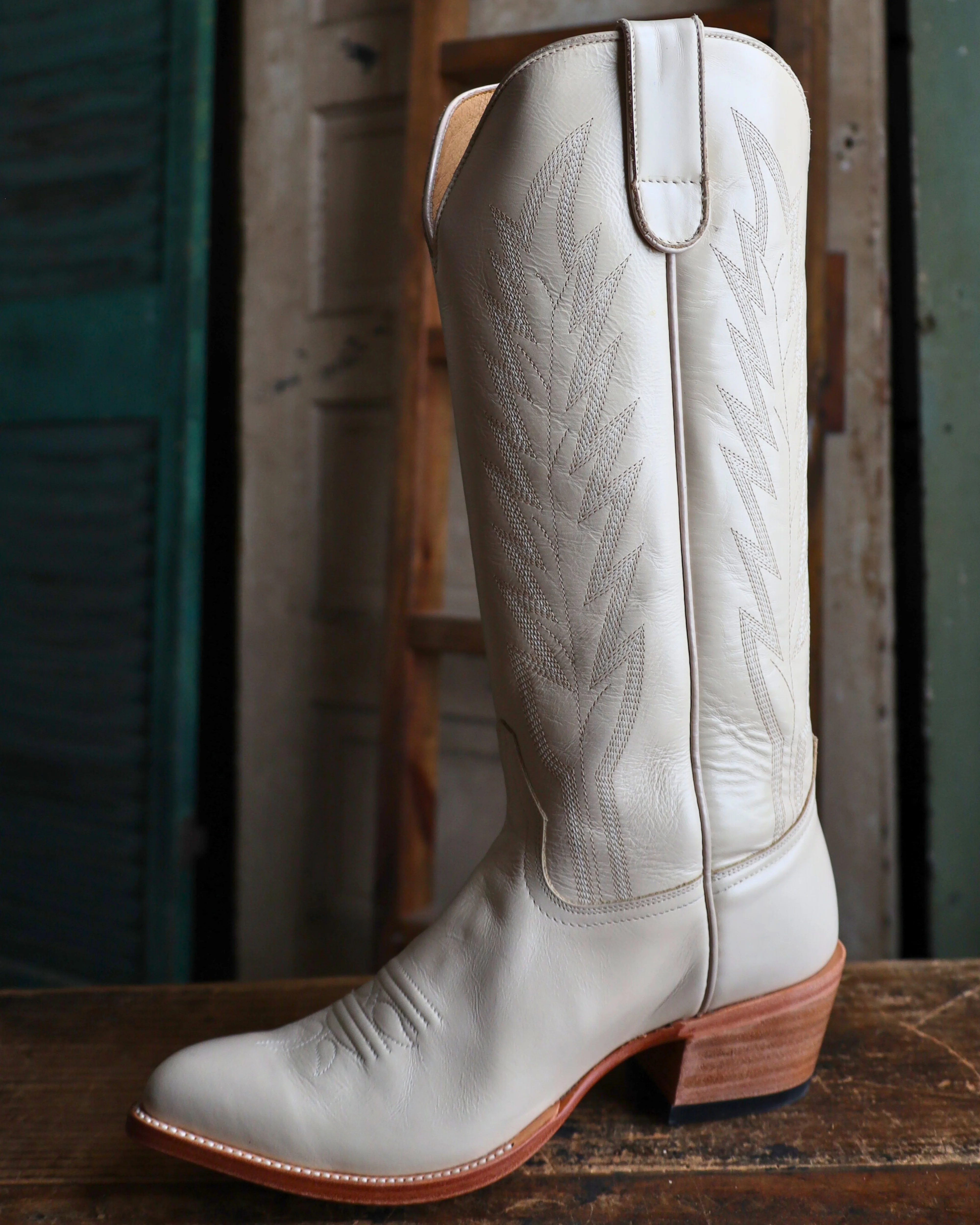 MACIE BEAN WOMEN'S SPACEY GRACEY 15" BOOT - Image 5