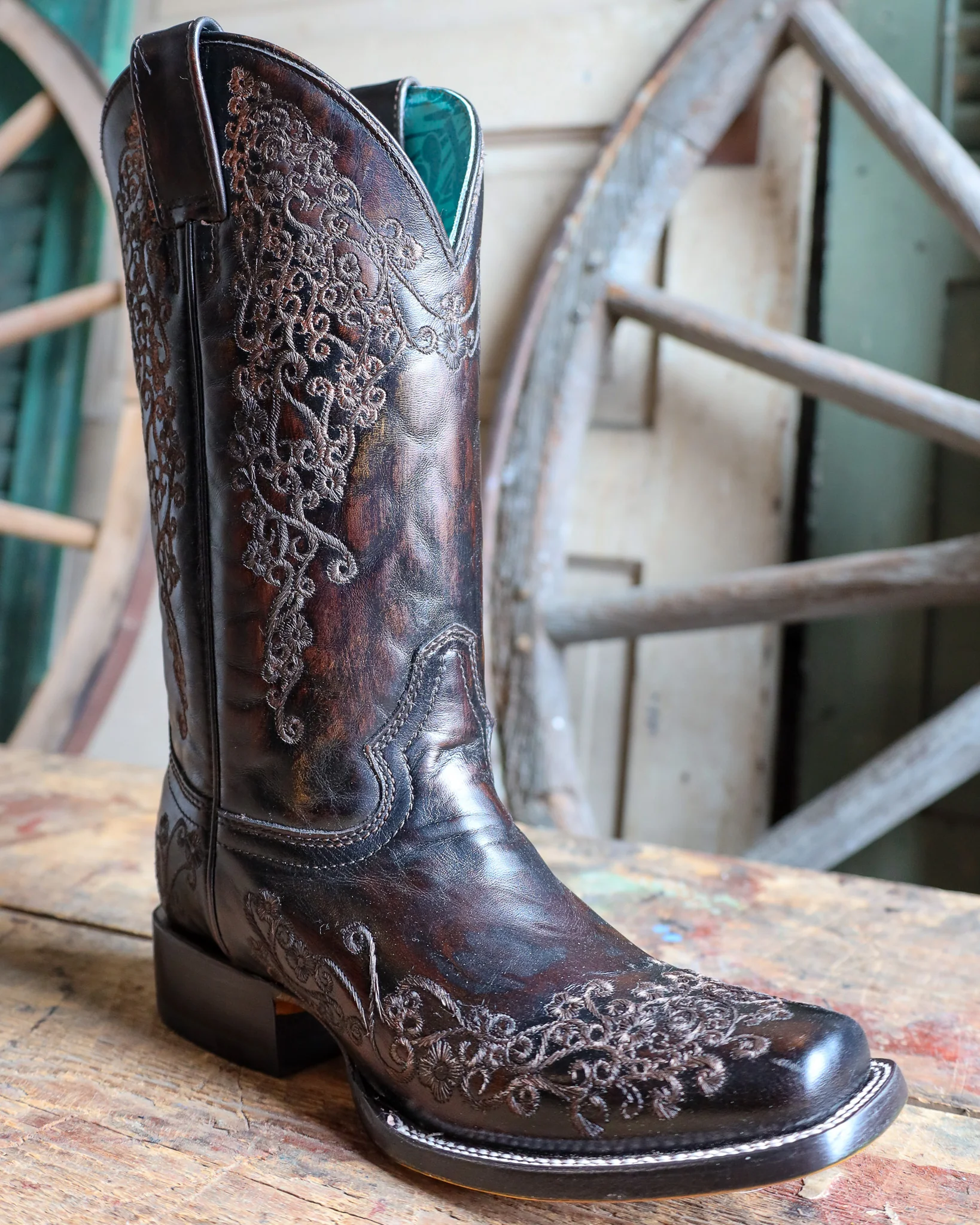 CORRAL WOMEN'S SQUARE TOE FLORAL EMBROIDERY 13" BOOT - Image 2