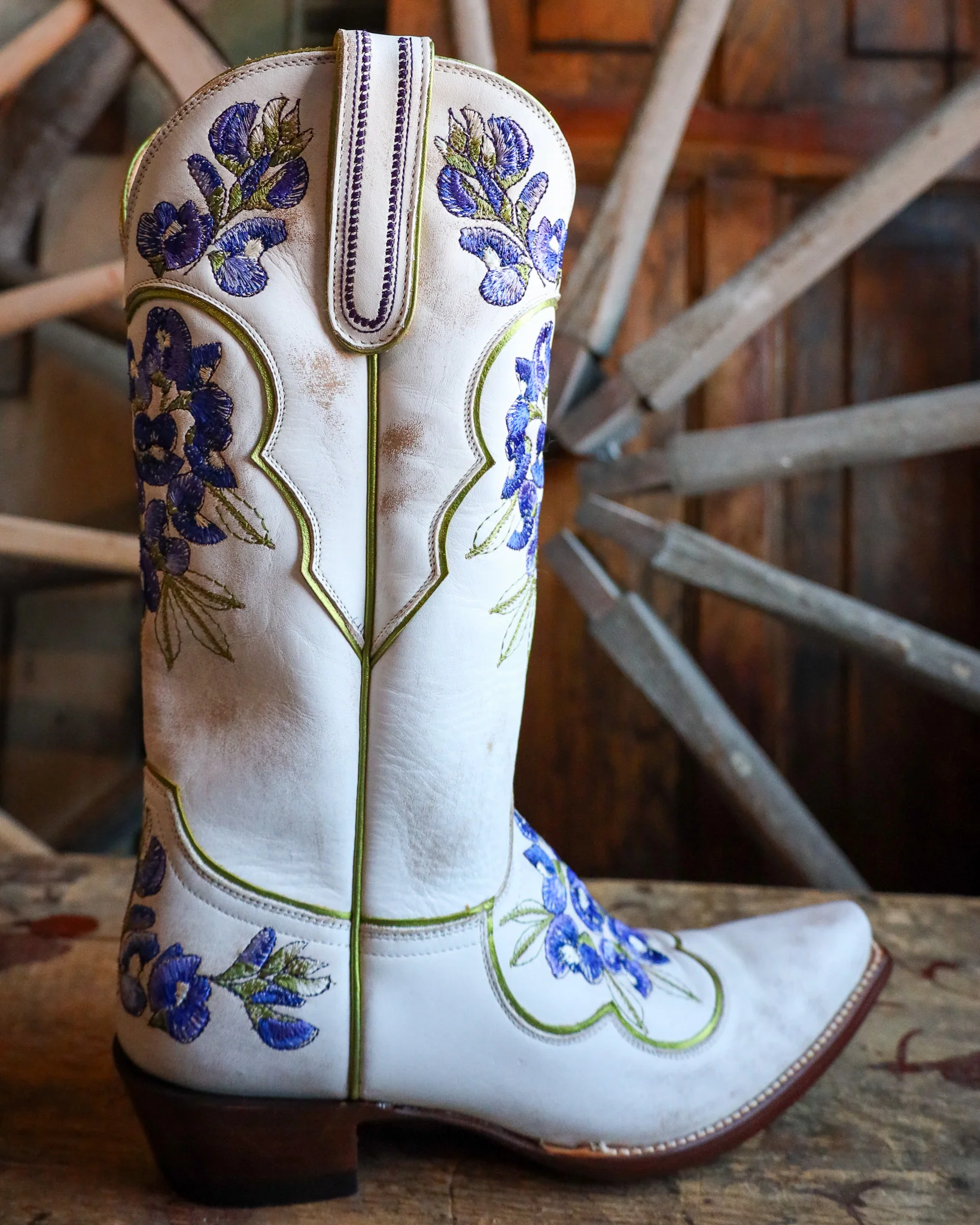 Old Gringo Women's Viola White And Blue 13" Boot - Image 12
