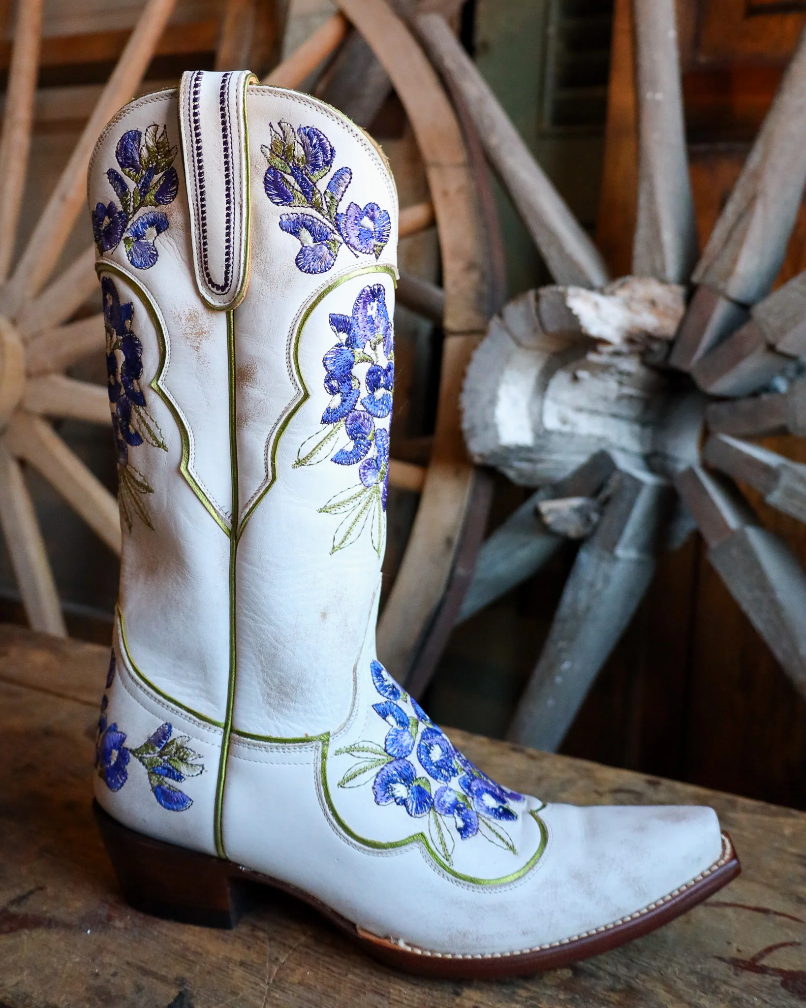 Old Gringo Women's Viola White And Blue 13" Boot - Image 13
