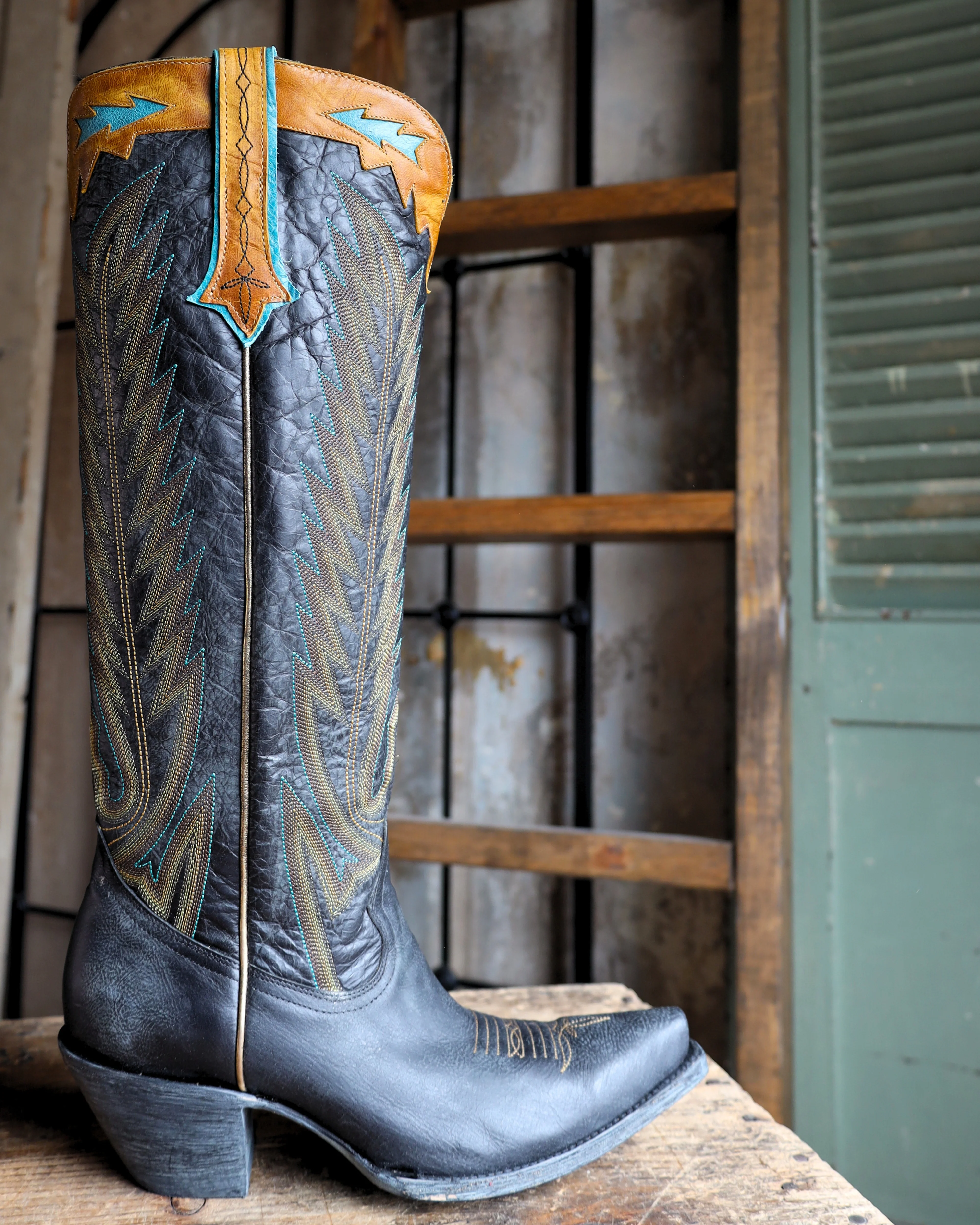 YIPPEE KI YAY BY OLD GRINGO WOMEN'S BLACK YUCATAN 17" BOOT