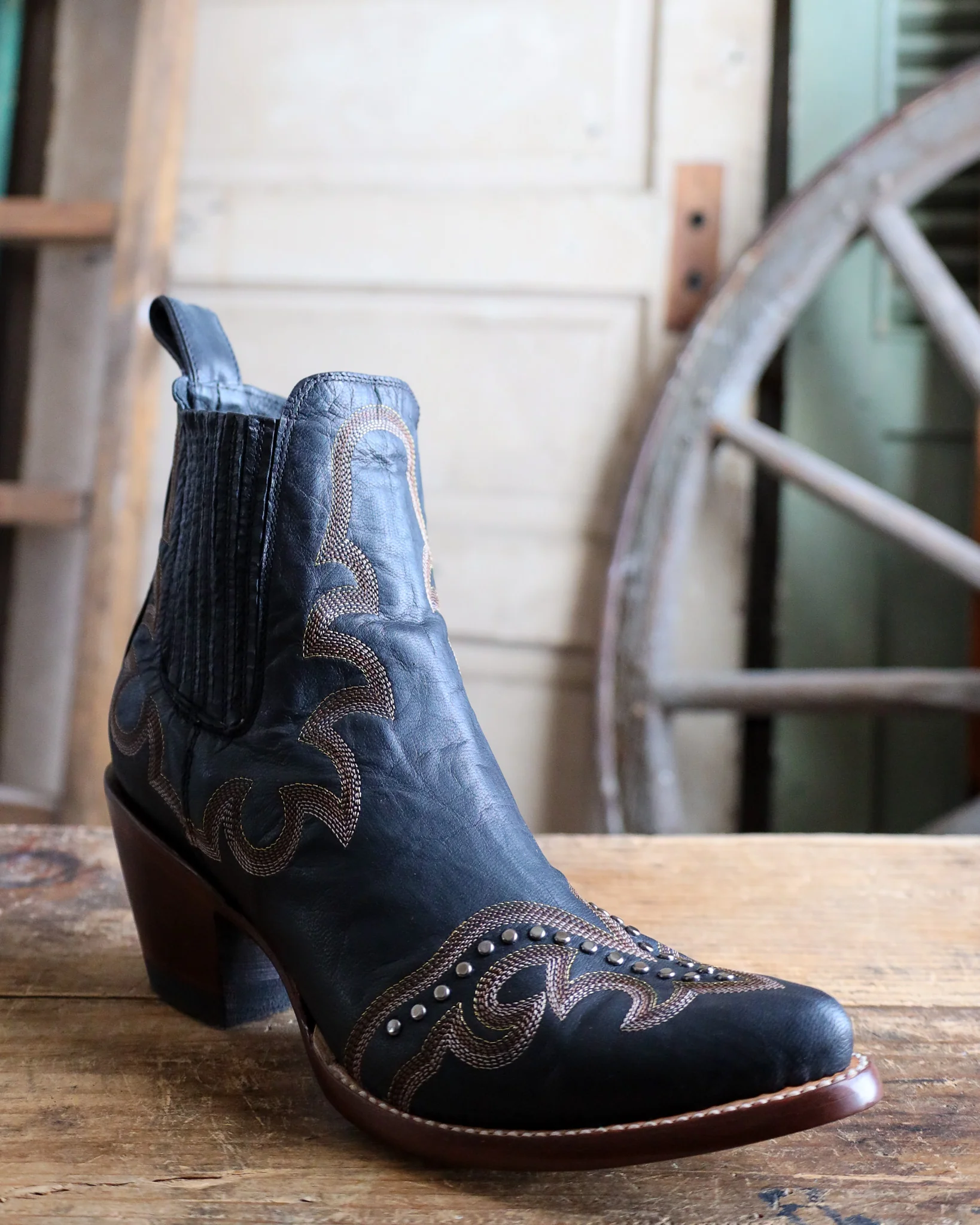 YIPPEE KI YAY BY OLD GRINGO WOMEN'S SHAY BOTIN 5" BOOTIE - Image 2