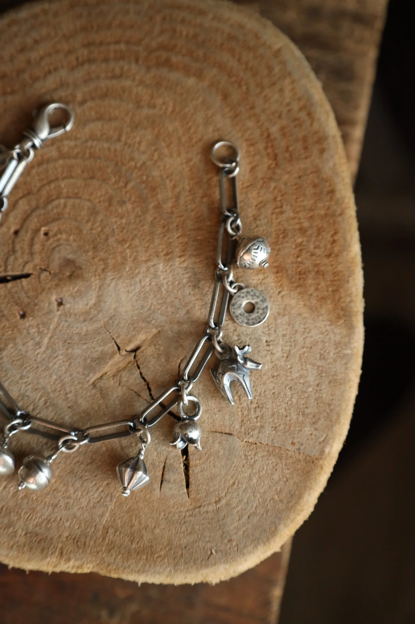 Peyote Bird Lanterns Tulips Charm Bracelet - Image 2
