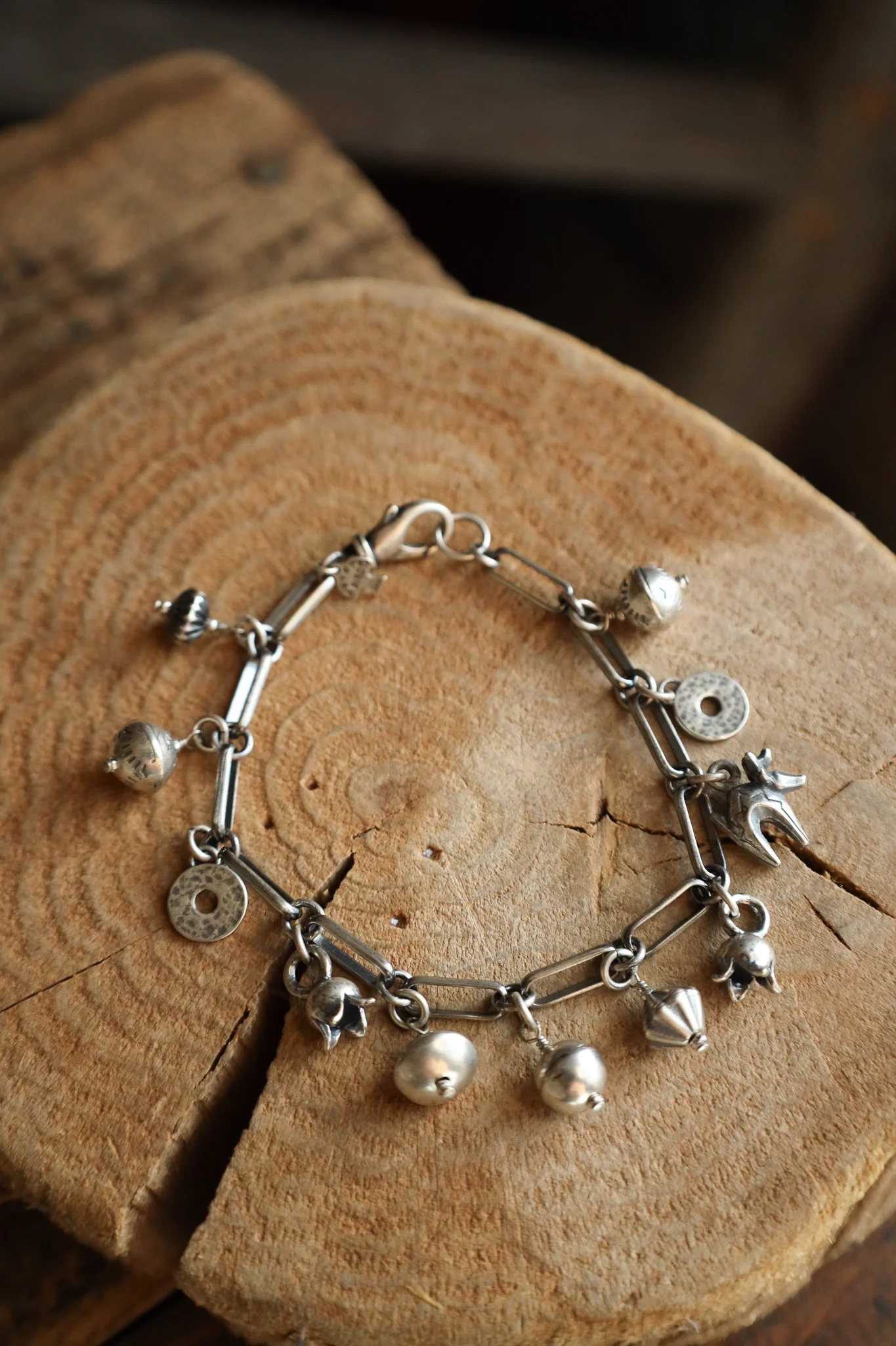 Peyote Bird Lanterns Tulips Charm Bracelet - Image 7