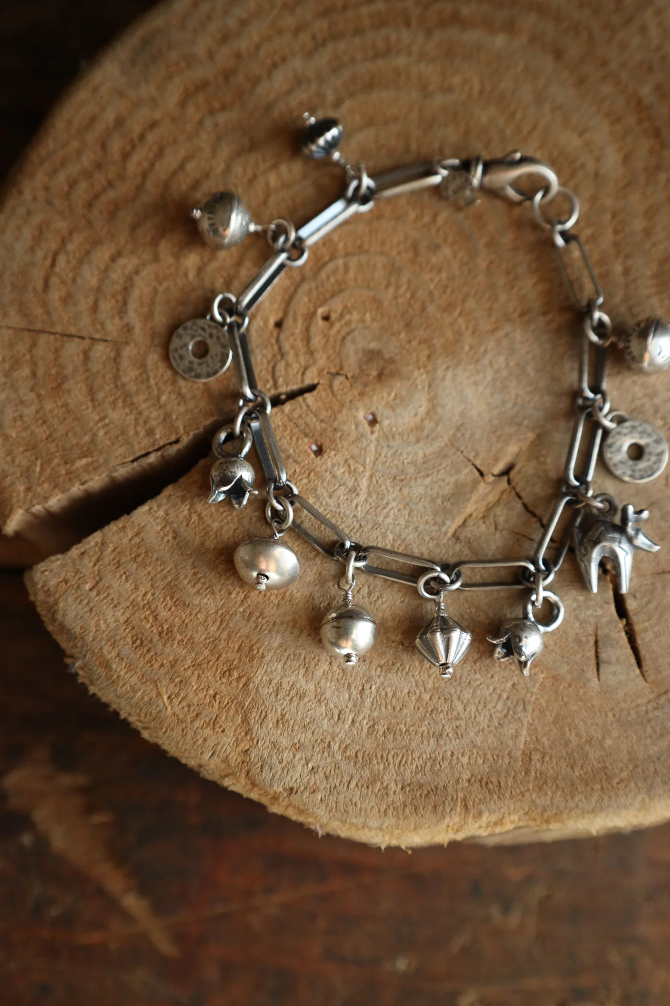 Peyote Bird Lanterns Tulips Charm Bracelet - Image 9