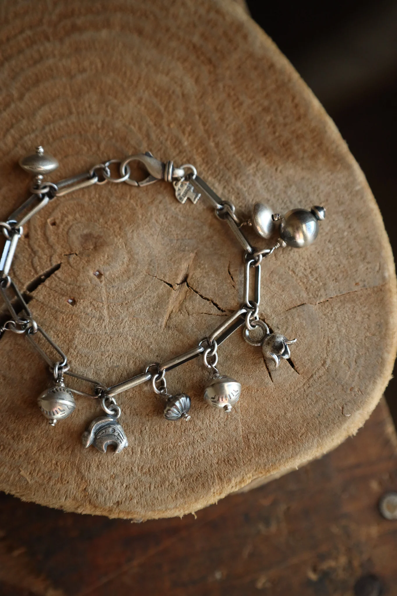 Peyote Bird Lanterns Tulips Charm Bracelet - Image 8