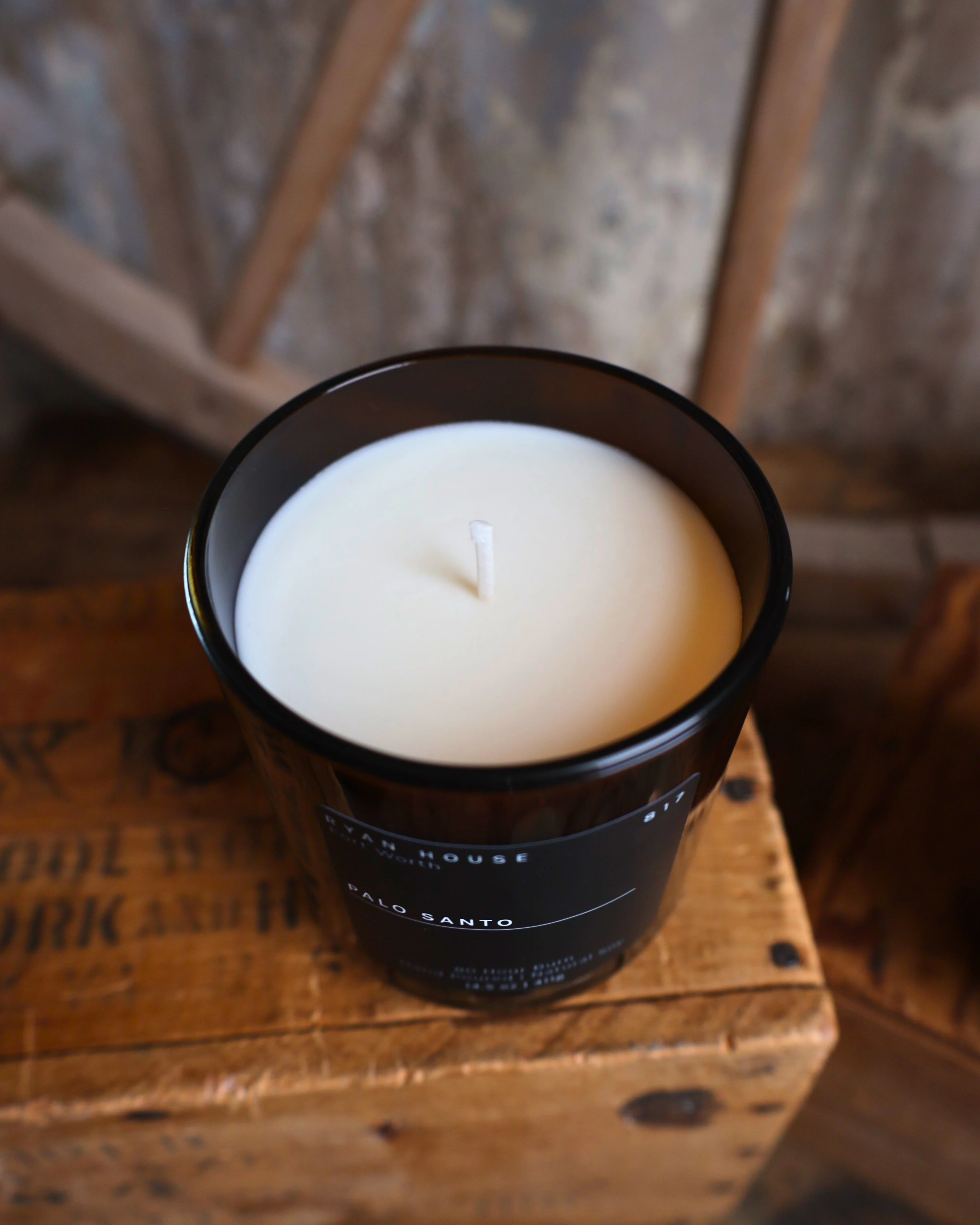 RYAN HOUSE PALO SANTO CANDLE - Image 3