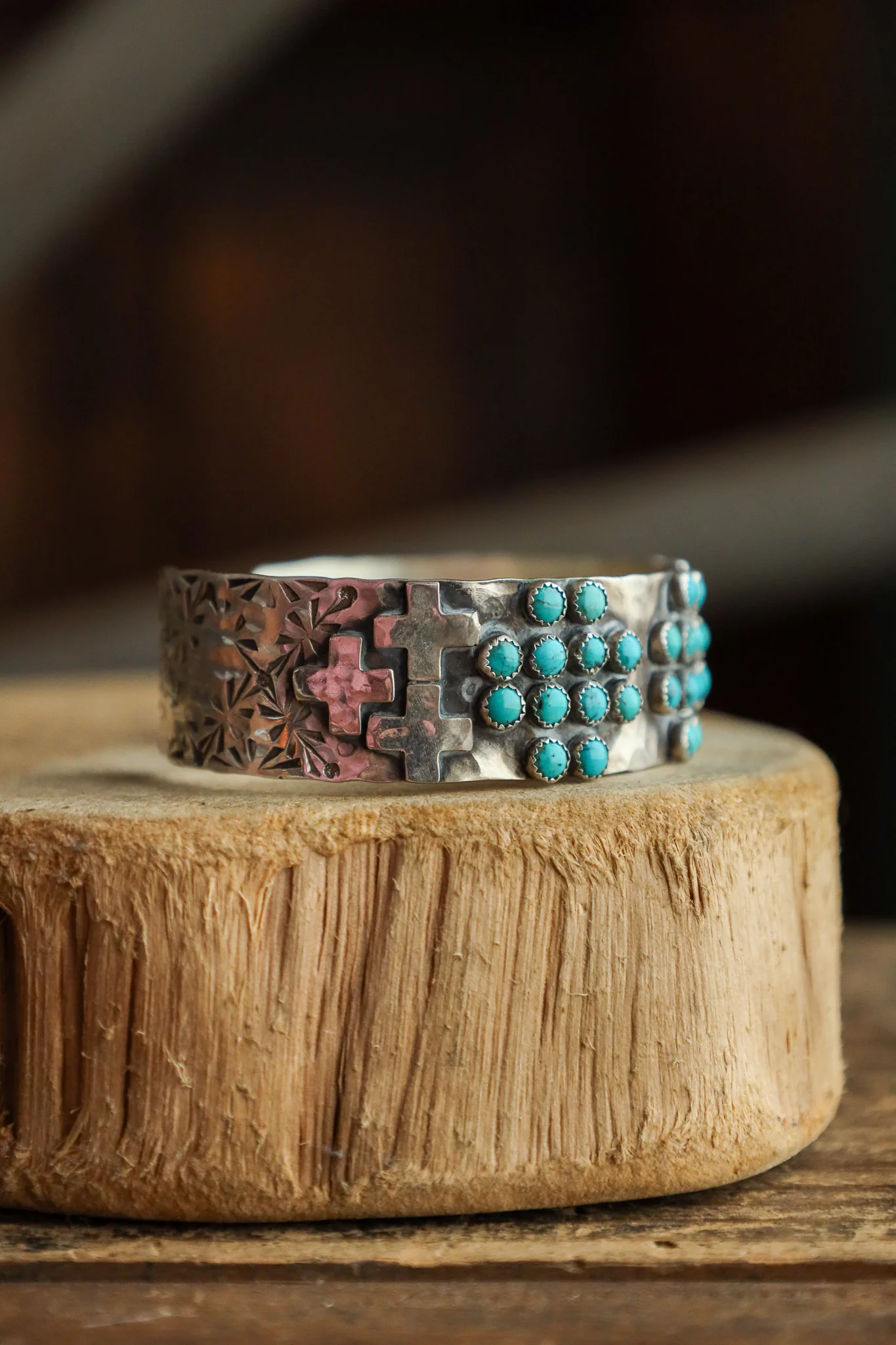 Richard Schmidt 3/4" 36 Turquoise 9 Crosses Cuff - Image 4