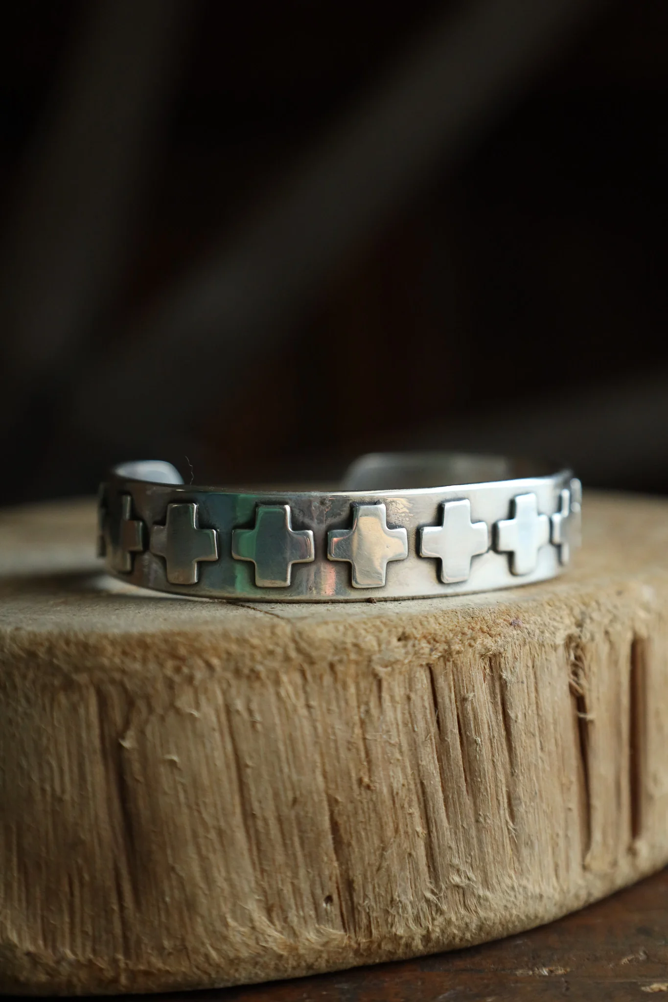 Peyote Bird Dennis Hogan Positivity Crosses Cuff - Image 2