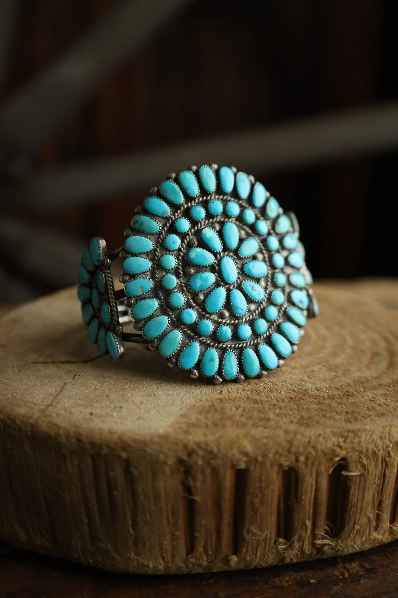 Large Vintage Turquoise Circles Cuff - Image 2