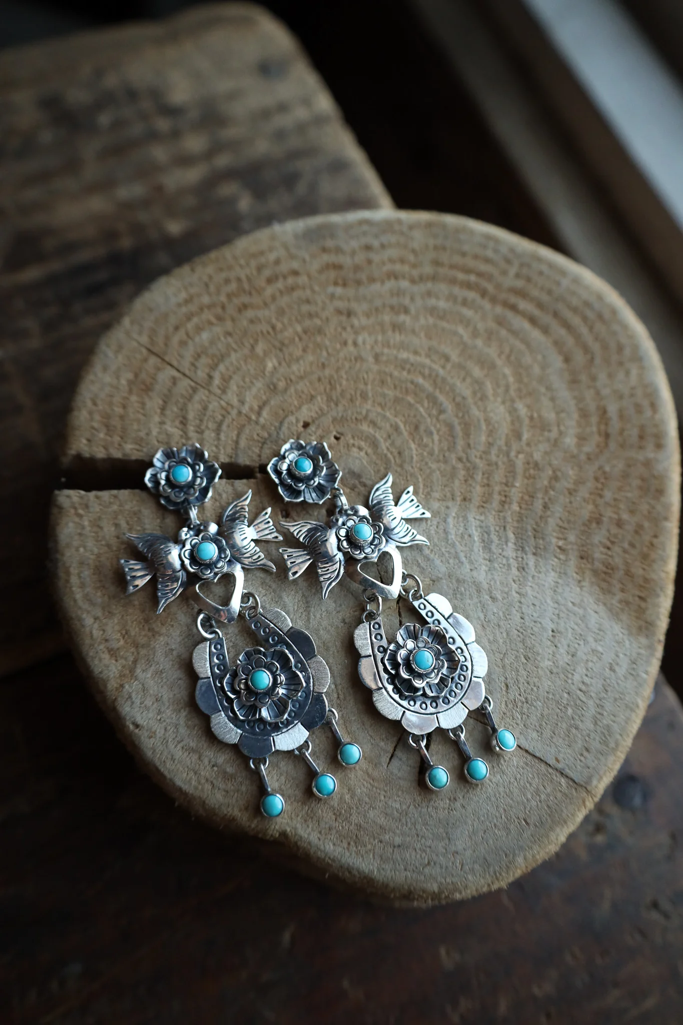Federico Birds Horseshoe Turquoise Dangles Earring - Image 3