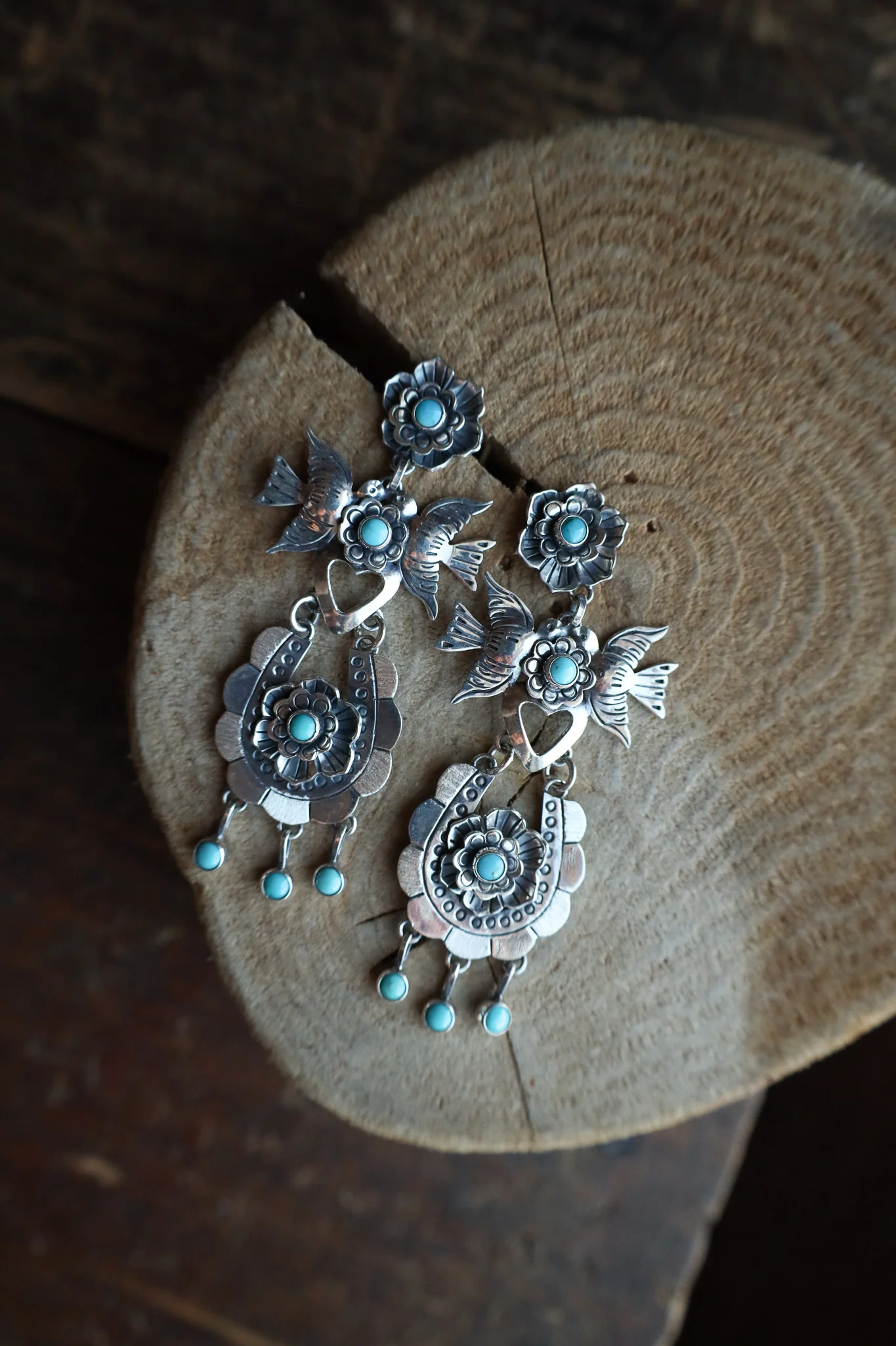 Federico Birds Horseshoe Turquoise Dangles Earring - Image 4