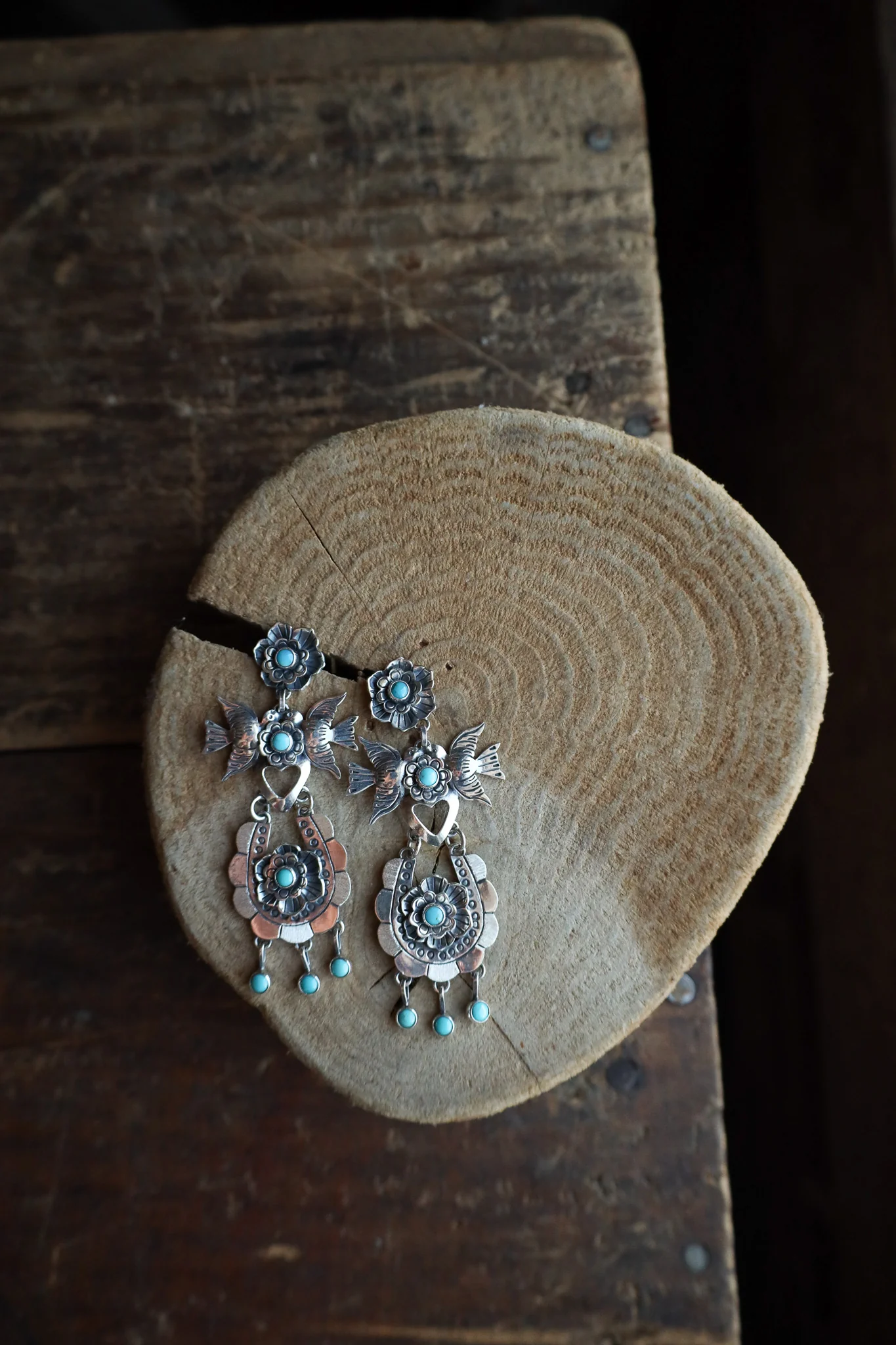 Federico Birds Horseshoe Turquoise Dangles Earring - Image 5