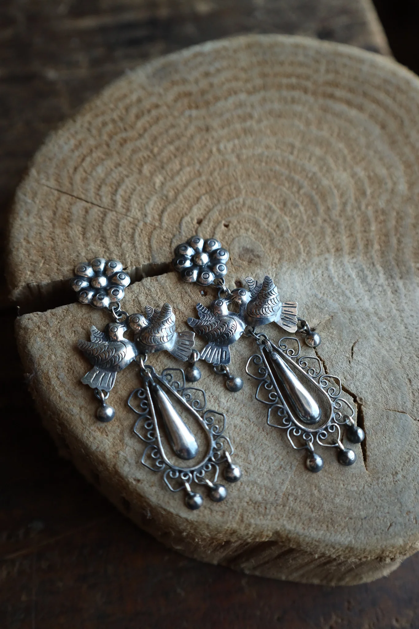 Federico Birds Sterling Silver Teardrop Filigree Earring - Image 2