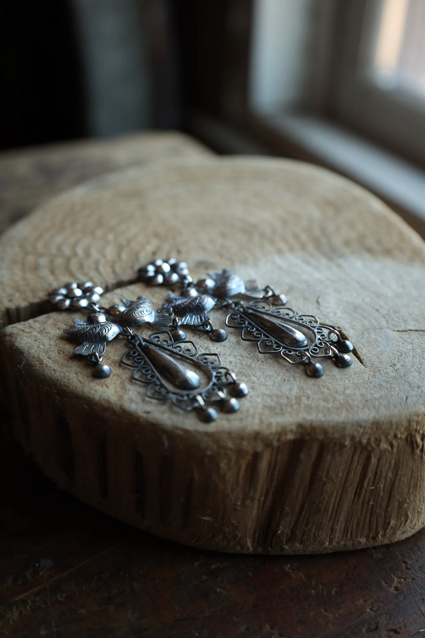 Federico Birds Sterling Silver Teardrop Filigree Earring - Image 4
