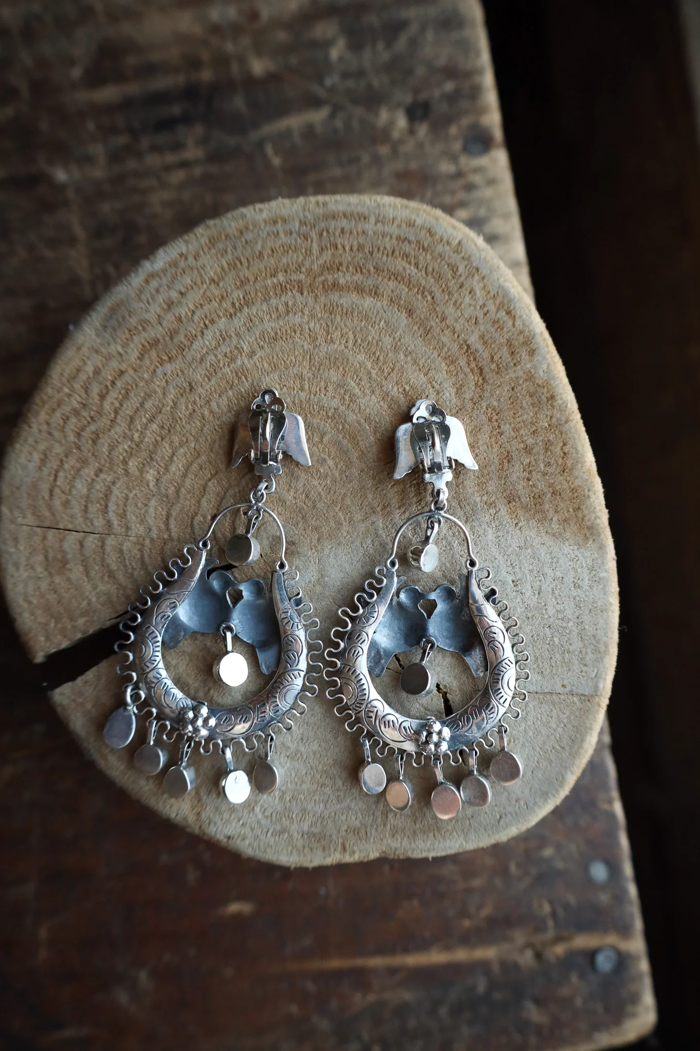 Federico Birds Pearl Dangles Clip On Earring - Image 7