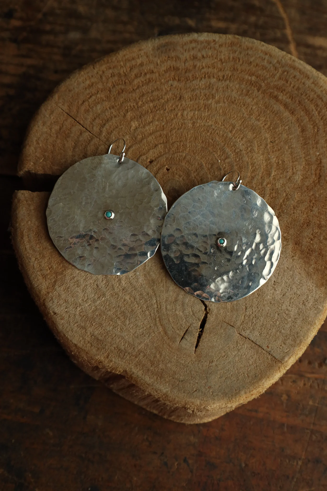 Richard Schmidt Large Disc Small Turquoise Dot Earring - Image 2