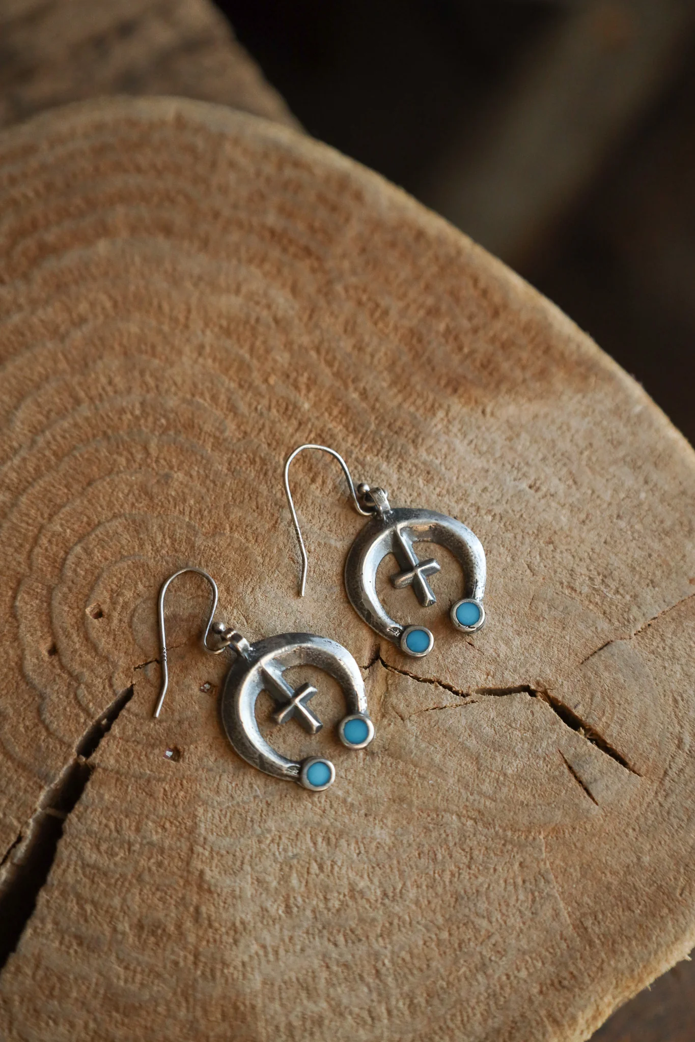 Peyote Bird Naja 2 Turquoise Dots Revival Earring - Image 4