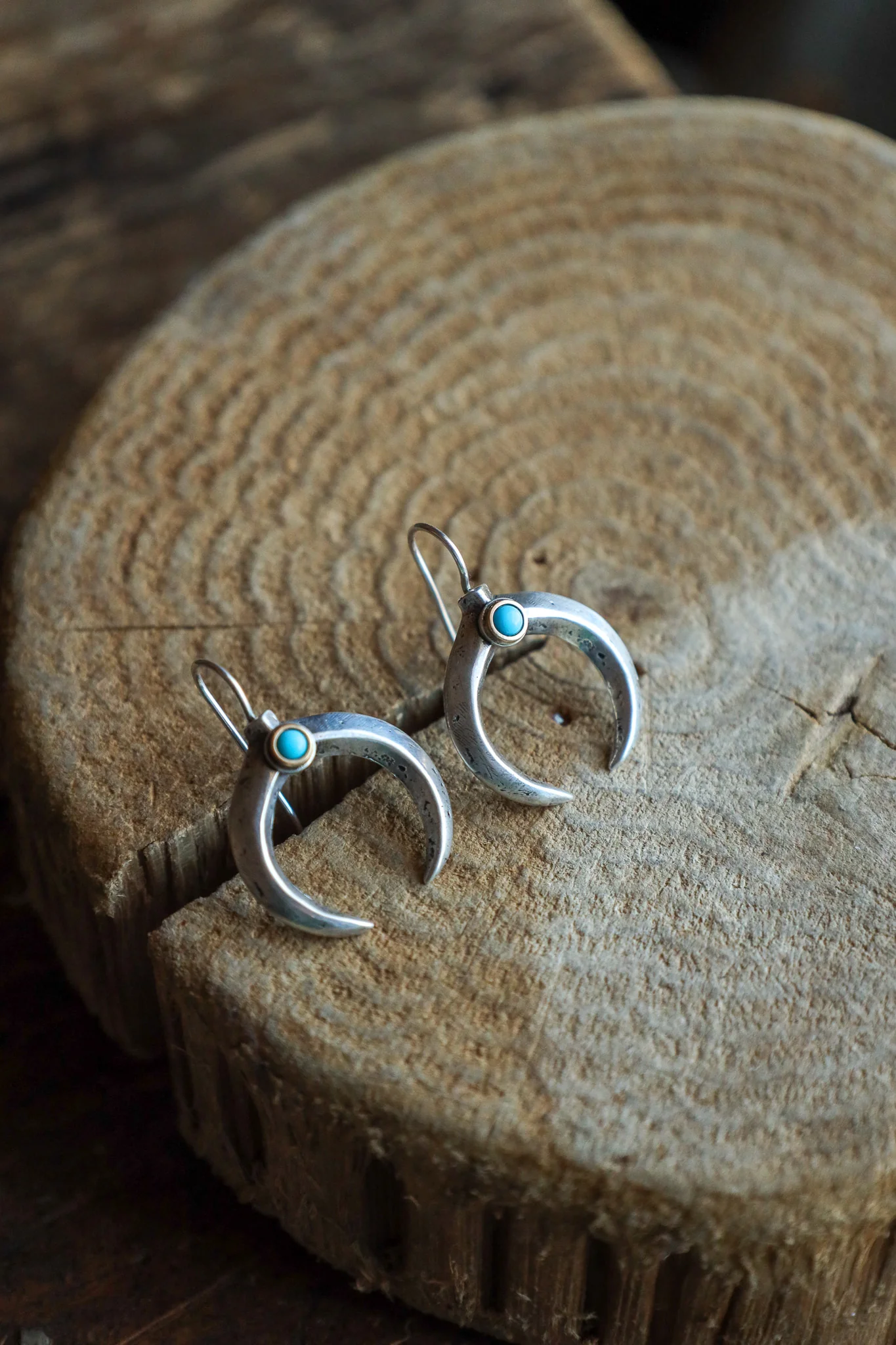 Peyote Bird Naja Turquoise Dot Dennis Hogan Earring - Image 2
