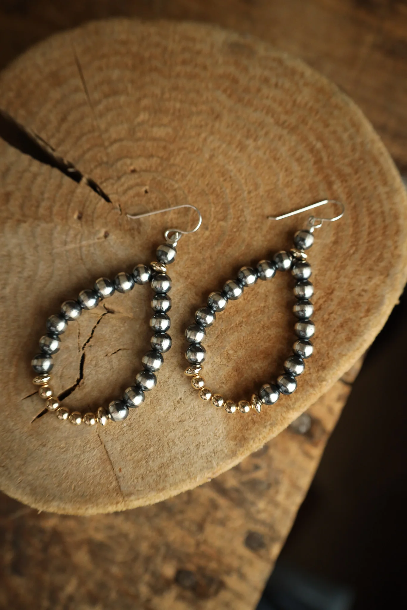 Navajo Pearl With Gold Filled Beads Center Loop Earring - Image 3
