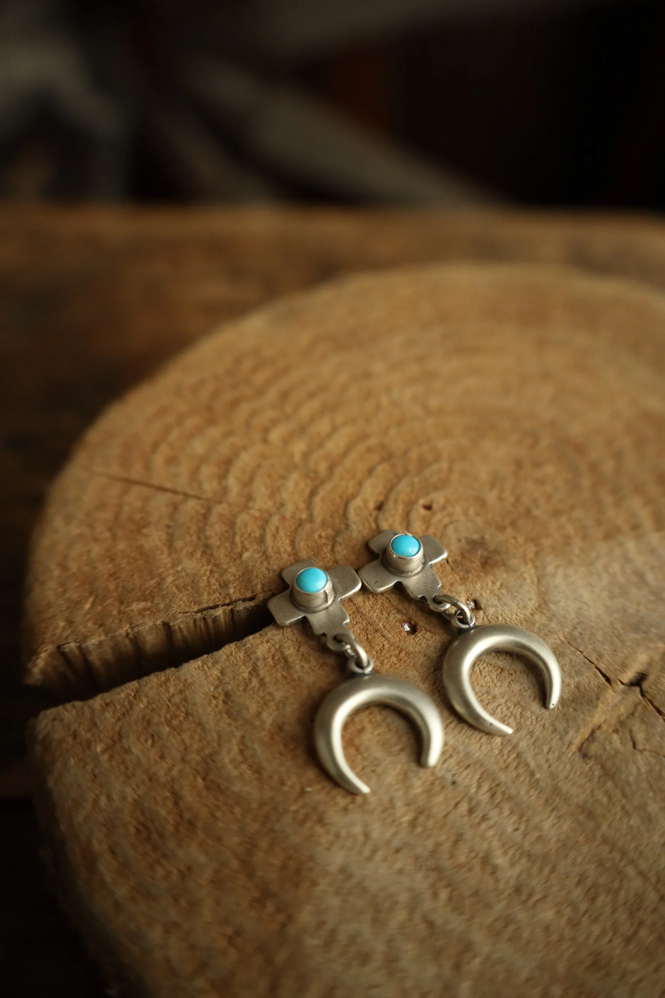 Small Cross Turquoise Dots Naja Post Earring - Image 4