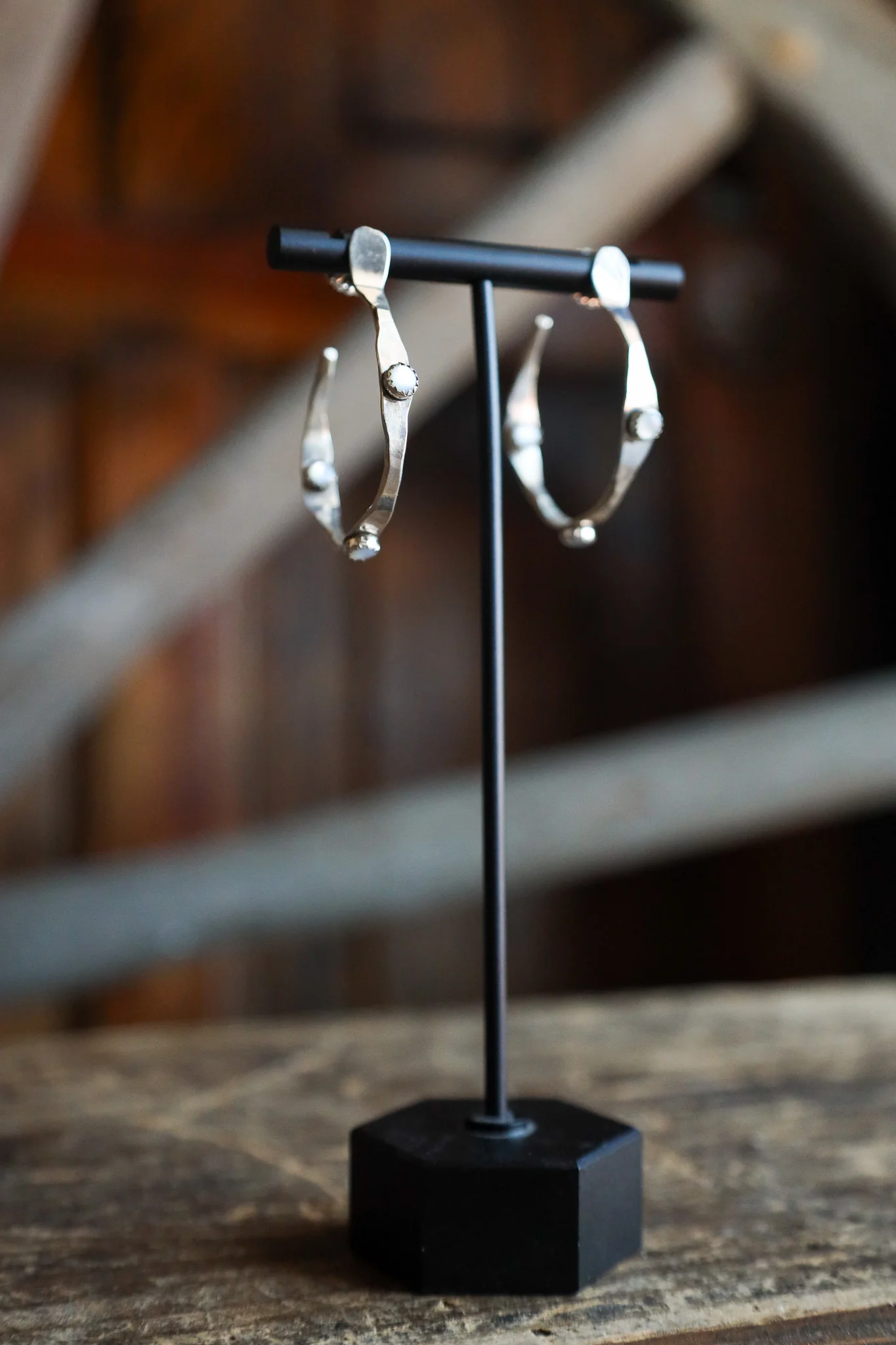 Richard Schmidt Small Hoop 3 Mother Of Pearl Dots 4" Earring - Image 4