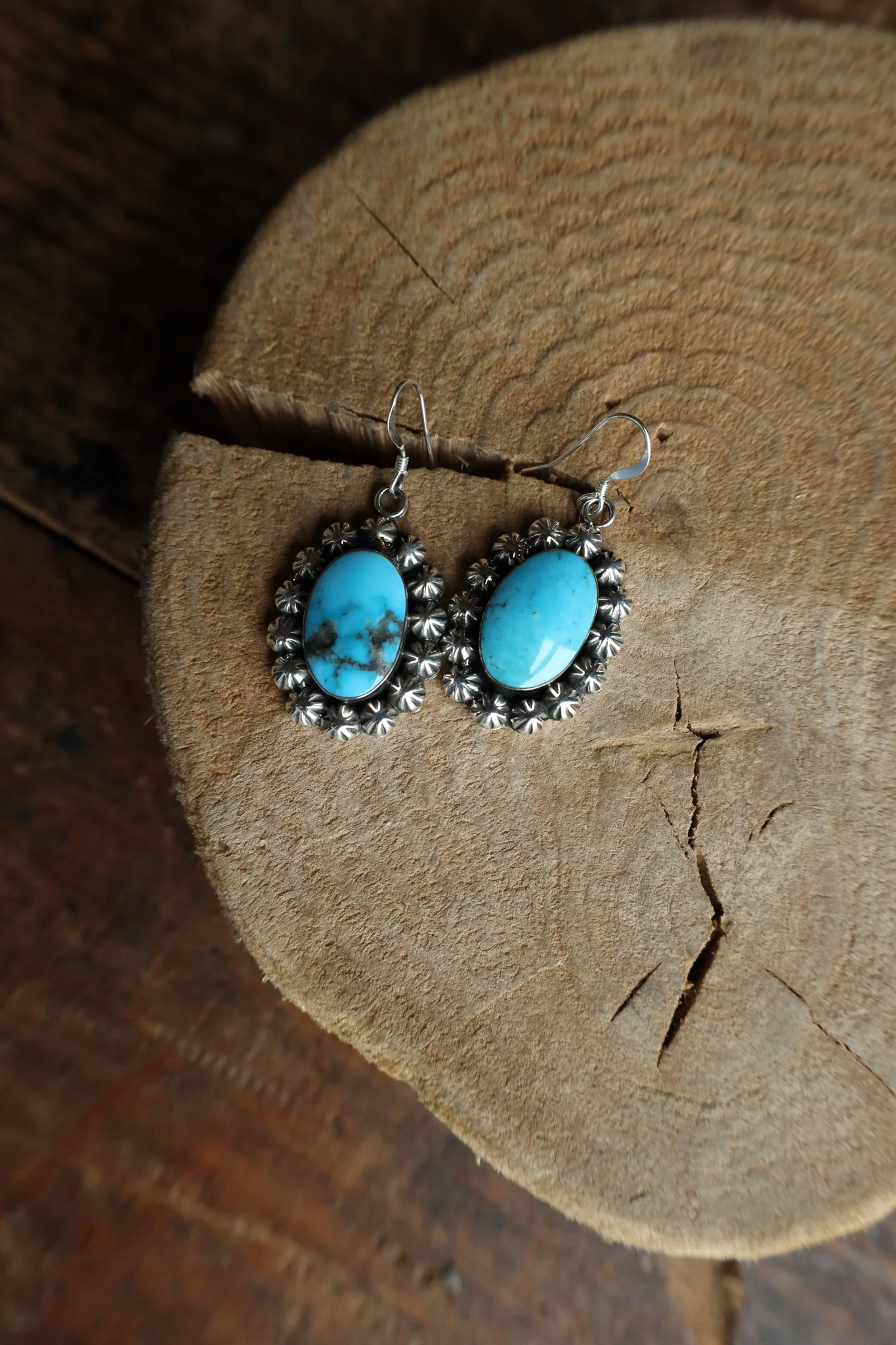 Sterling Silver Concho Edge Turquoise Oval Hook Earring - Image 4