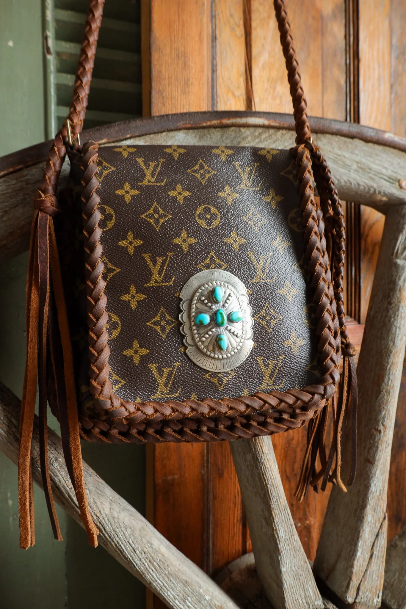 Leather and Vodka Musette Salsa Chocolate Handbag - Image 3