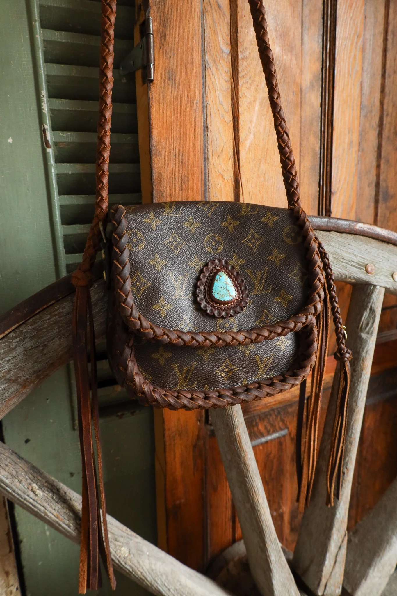 Leather and Vodka Saint Cloud MM 30 Carat Campitos Turquoise Handbag - Image 3