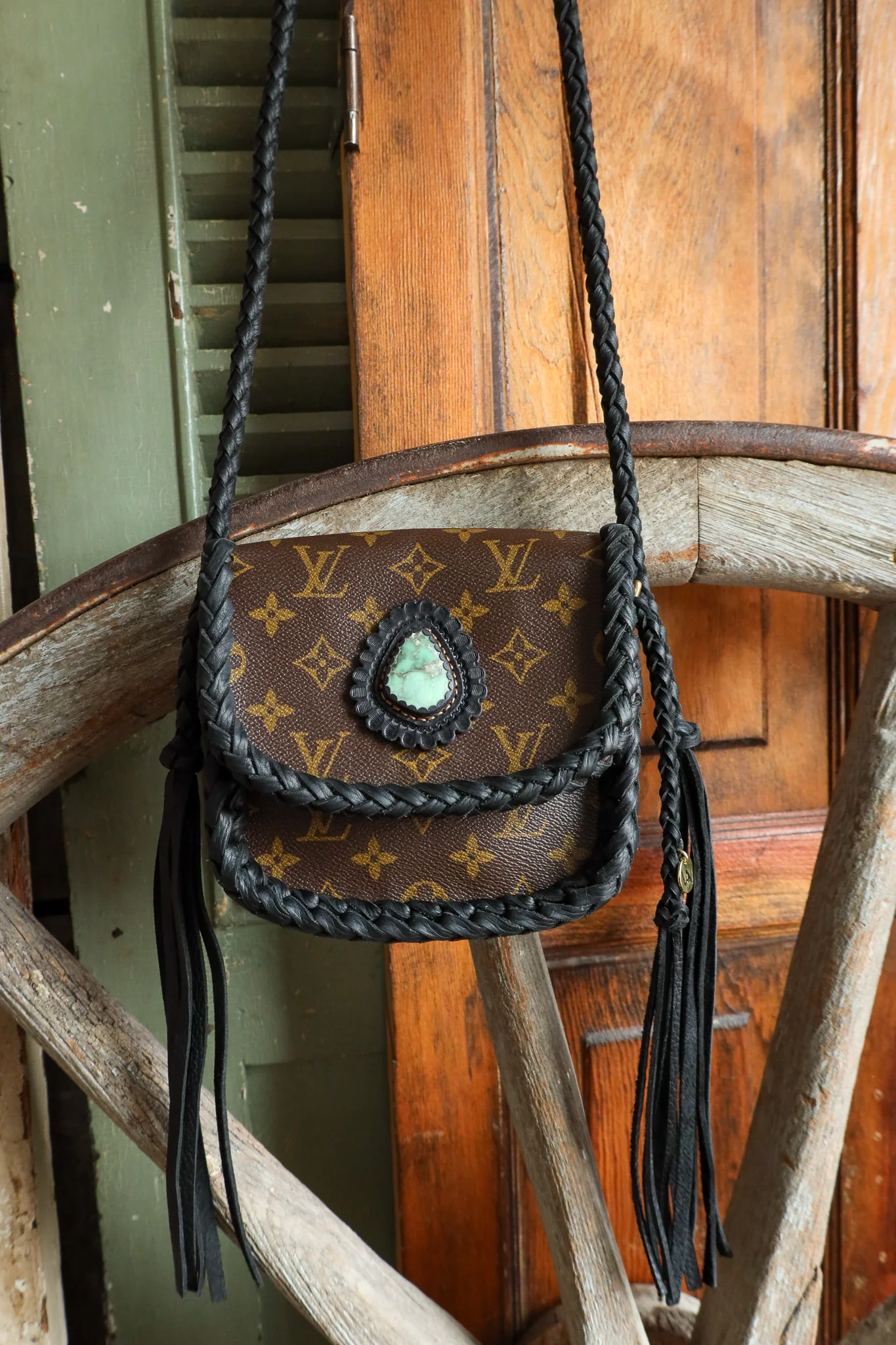 Leather and Vodka Saint Cloud PM 40 Carat Variscite Handbag - Image 3