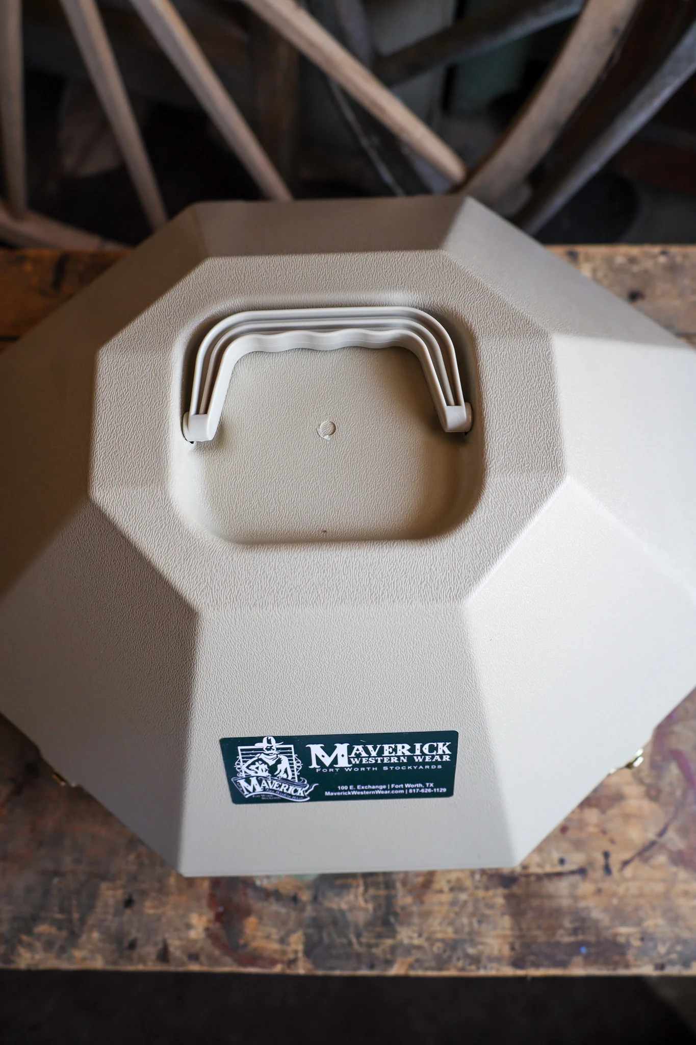 Maverick Large Tan Hat Can - Image 5