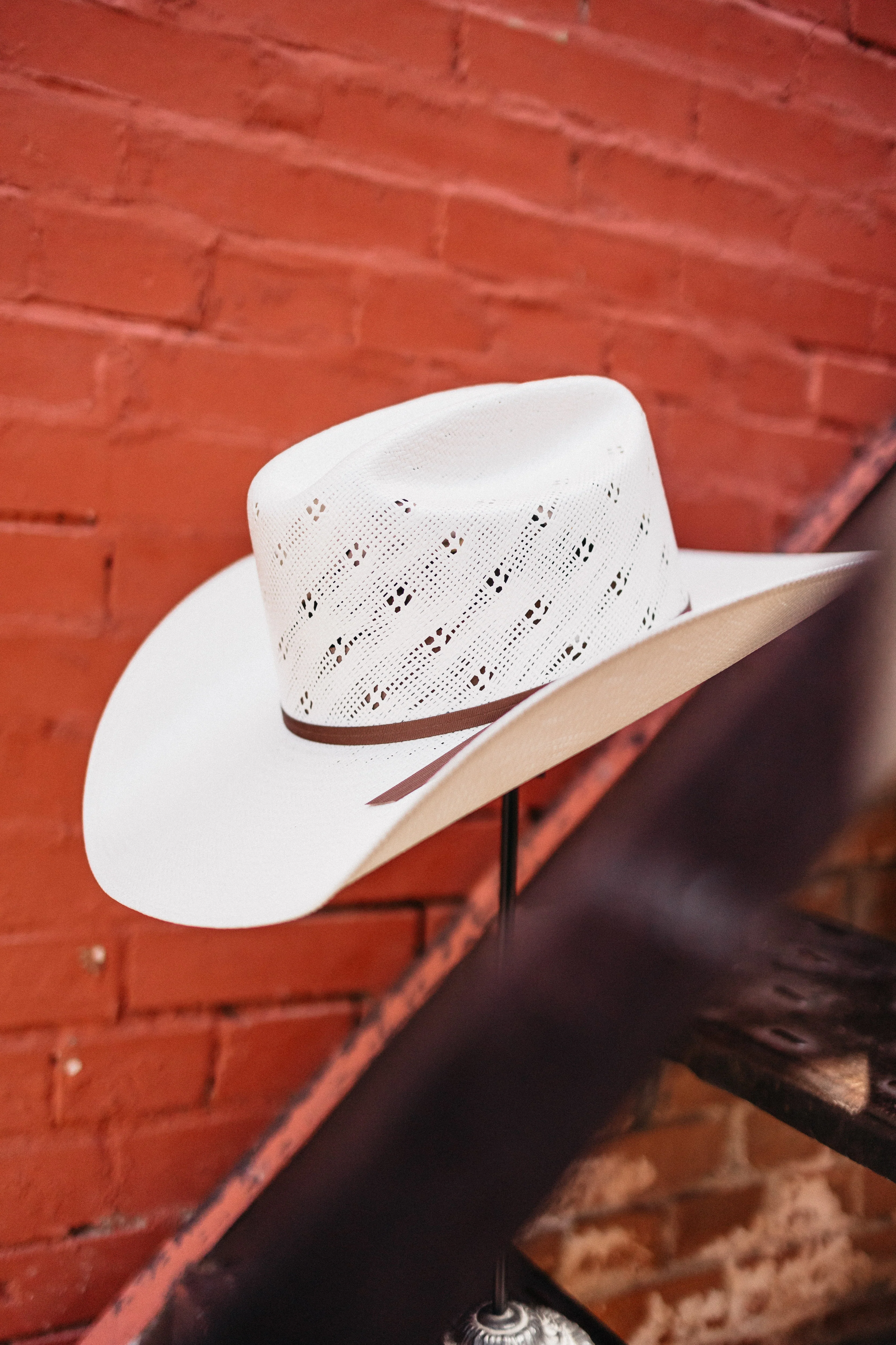 TWISTER 20X SHANTUNG 4 1/4" HAT - Image 7