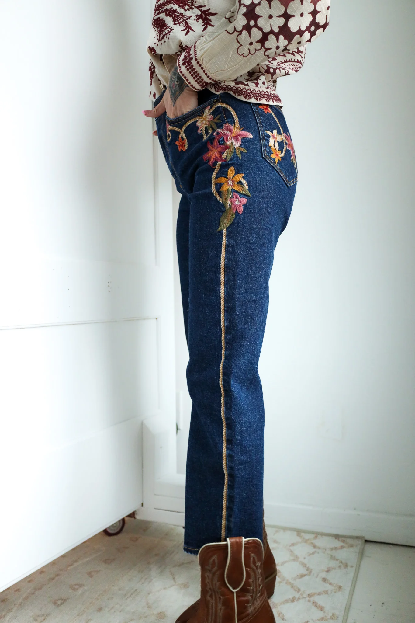 Driftwood Royce Lilies & Lassos Jean - Image 5