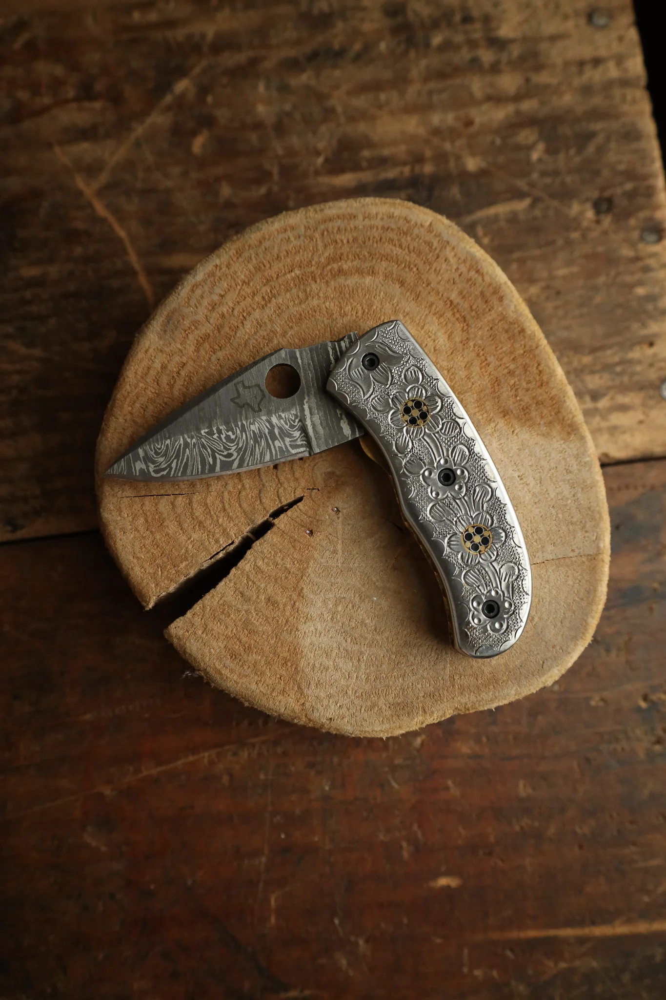 Knifes & Wives Executive Folder Engraved Knife - Image 2