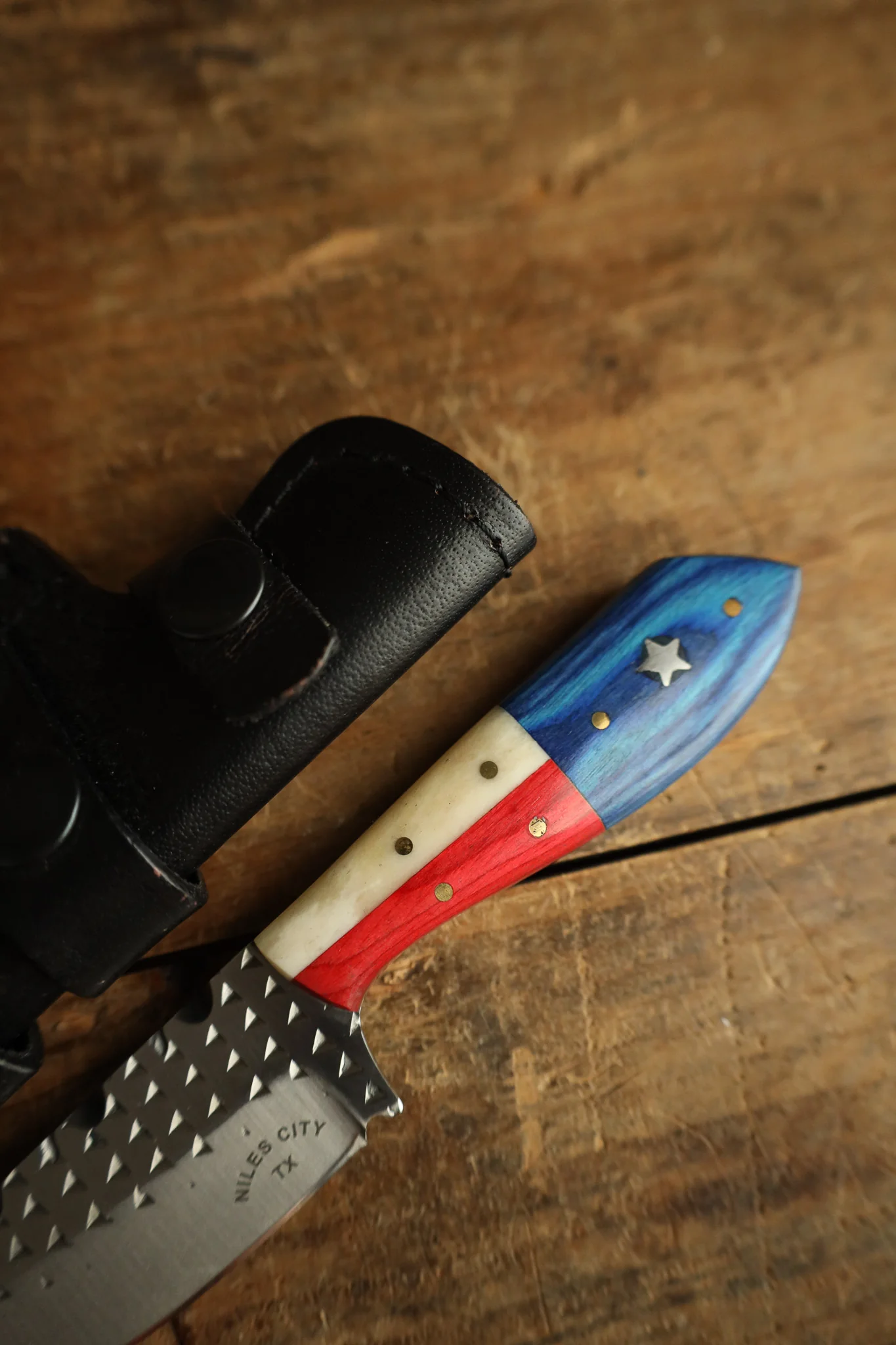 Niles City Knives Texas Flag Drop Point Blade Knife - Image 3